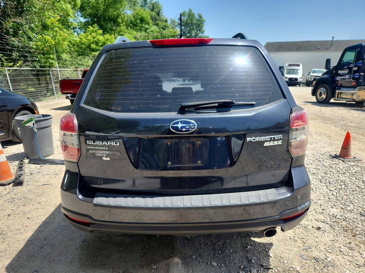 2015 Subaru Forester 2.5i Blue vin: JF2SJABC9FH559643