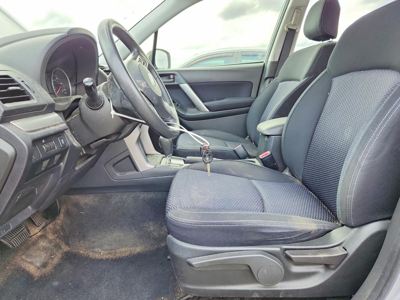 2015 Subaru Forester 2.5i Silver vin: JF2SJABC9FH839949
