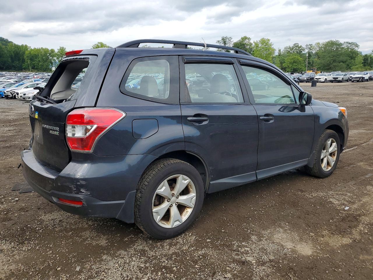 2015 Subaru Forester 2.5i Gray vin: JF2SJABC9FH840194