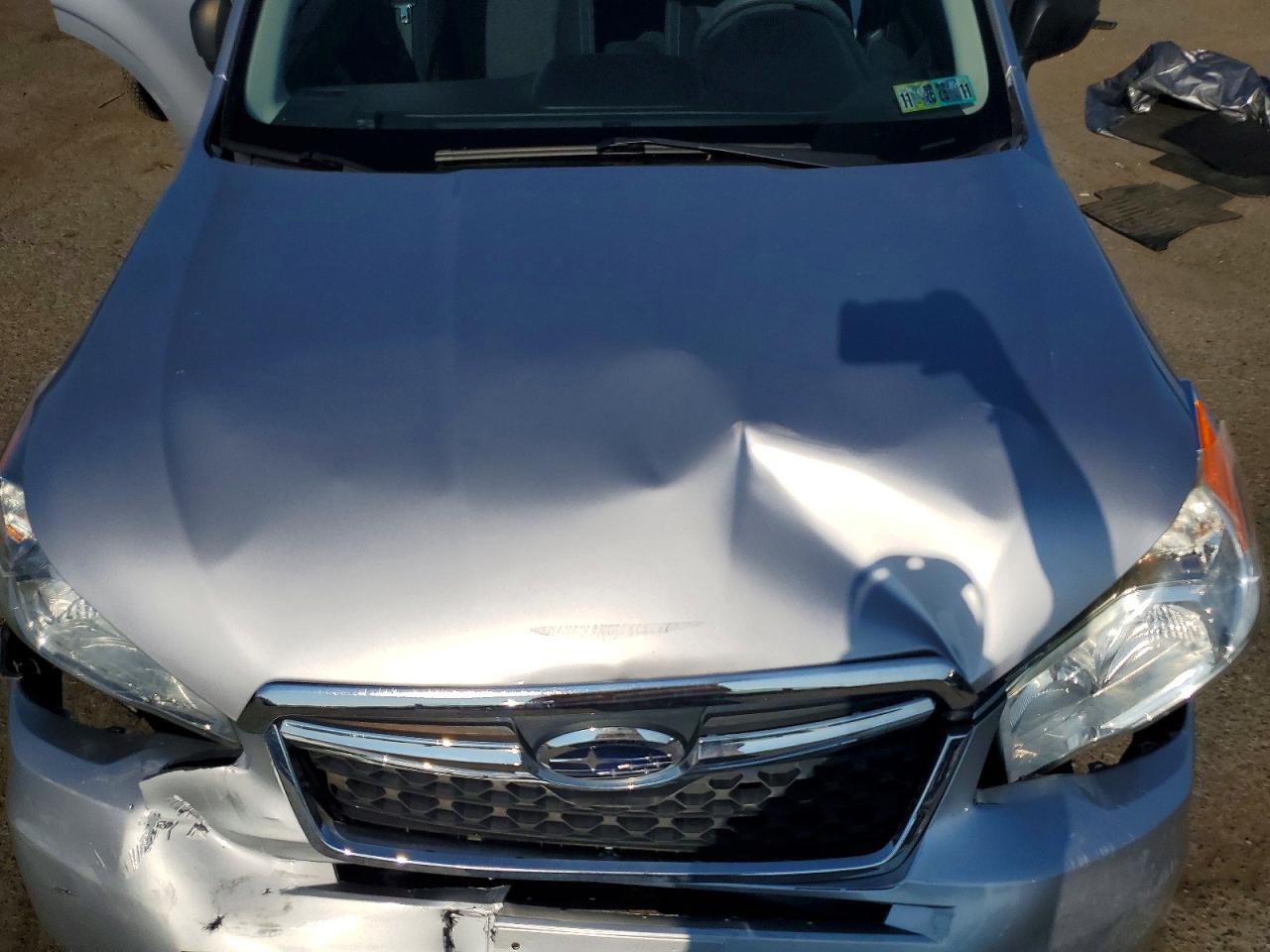 2015 Subaru Forester 2.5i Gray vin: JF2SJABCXFH422663