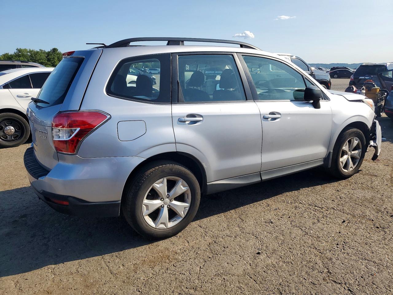 2015 Subaru Forester 2.5i Gray vin: JF2SJABCXFH422663