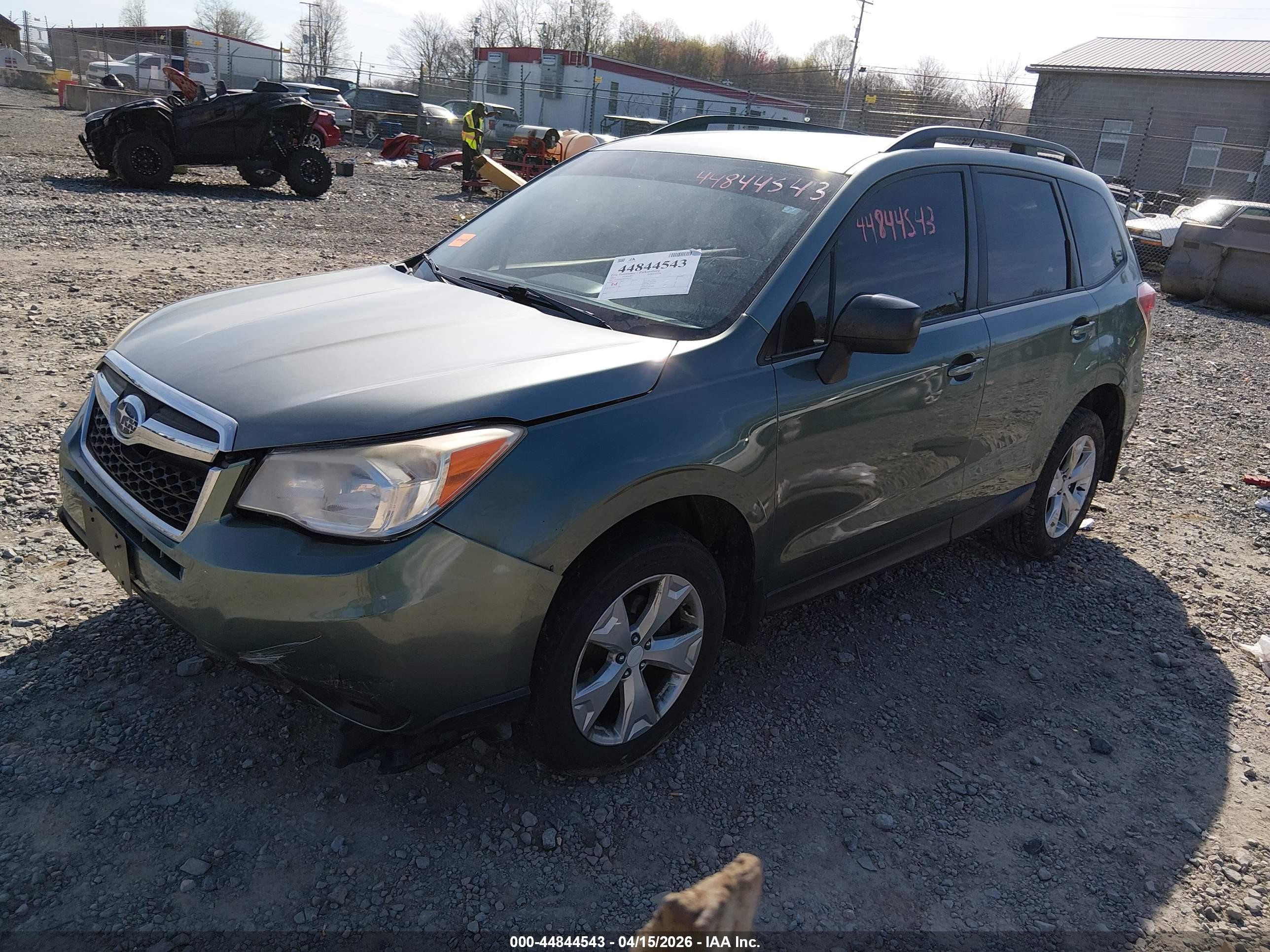 2015 Subaru Forester 2.5i Green vin: JF2SJABCXFH461821
