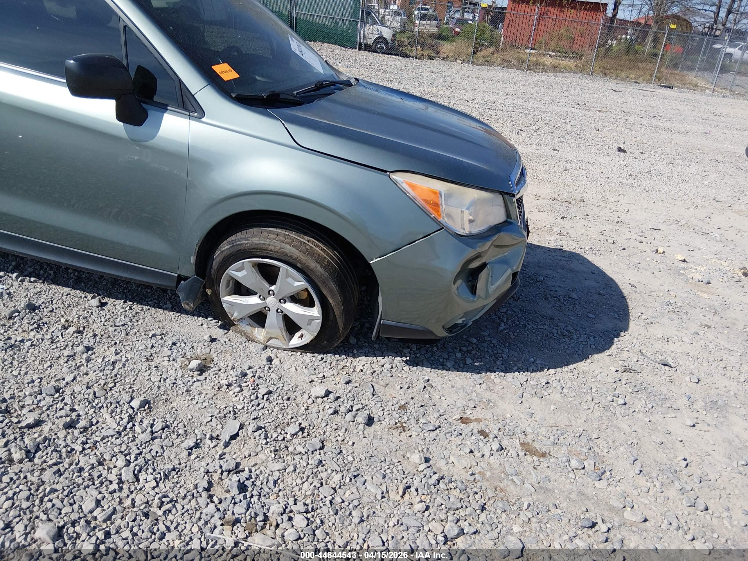 2015 Subaru Forester 2.5i Green vin: JF2SJABCXFH461821