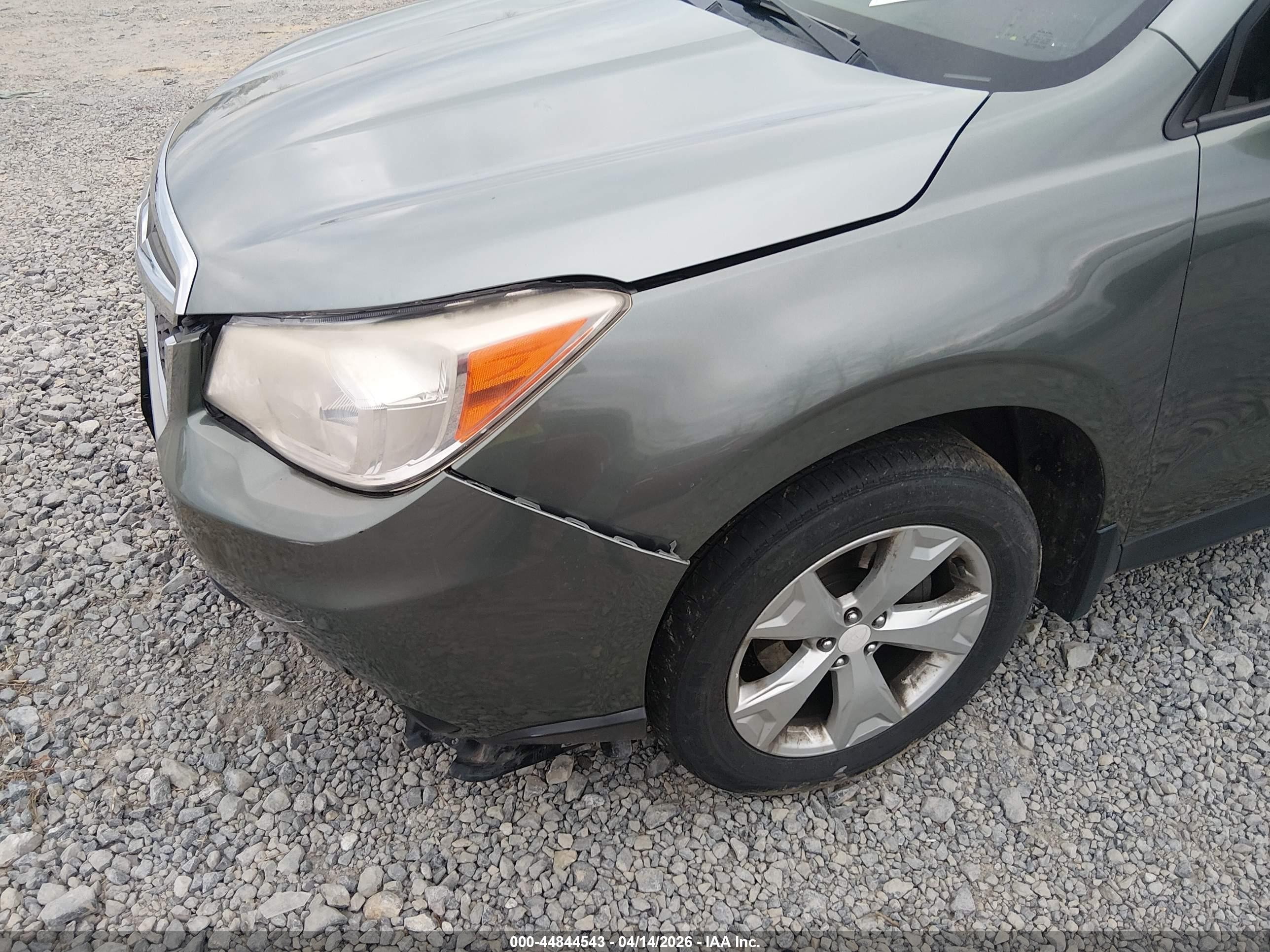 2015 Subaru Forester 2.5i Green vin: JF2SJABCXFH461821