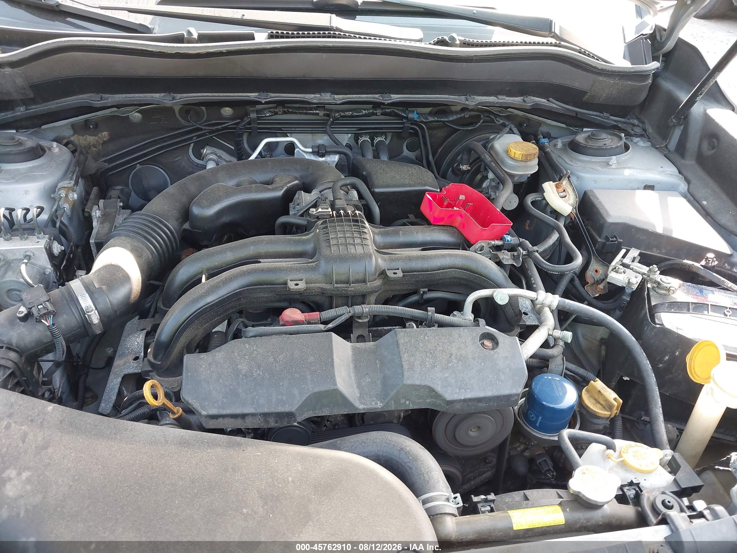 2015 Subaru Forester 2.5i Серебряный vin: JF2SJABCXFH558033
