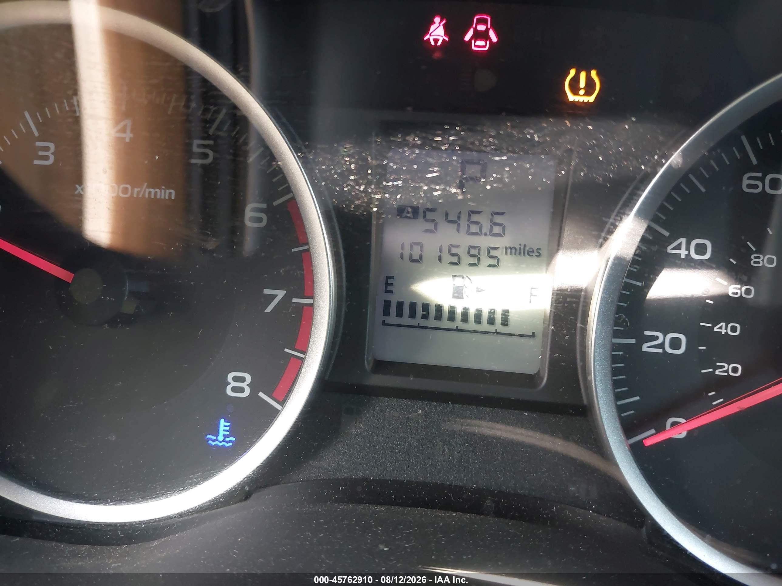 2015 Subaru Forester 2.5i Серебряный vin: JF2SJABCXFH558033
