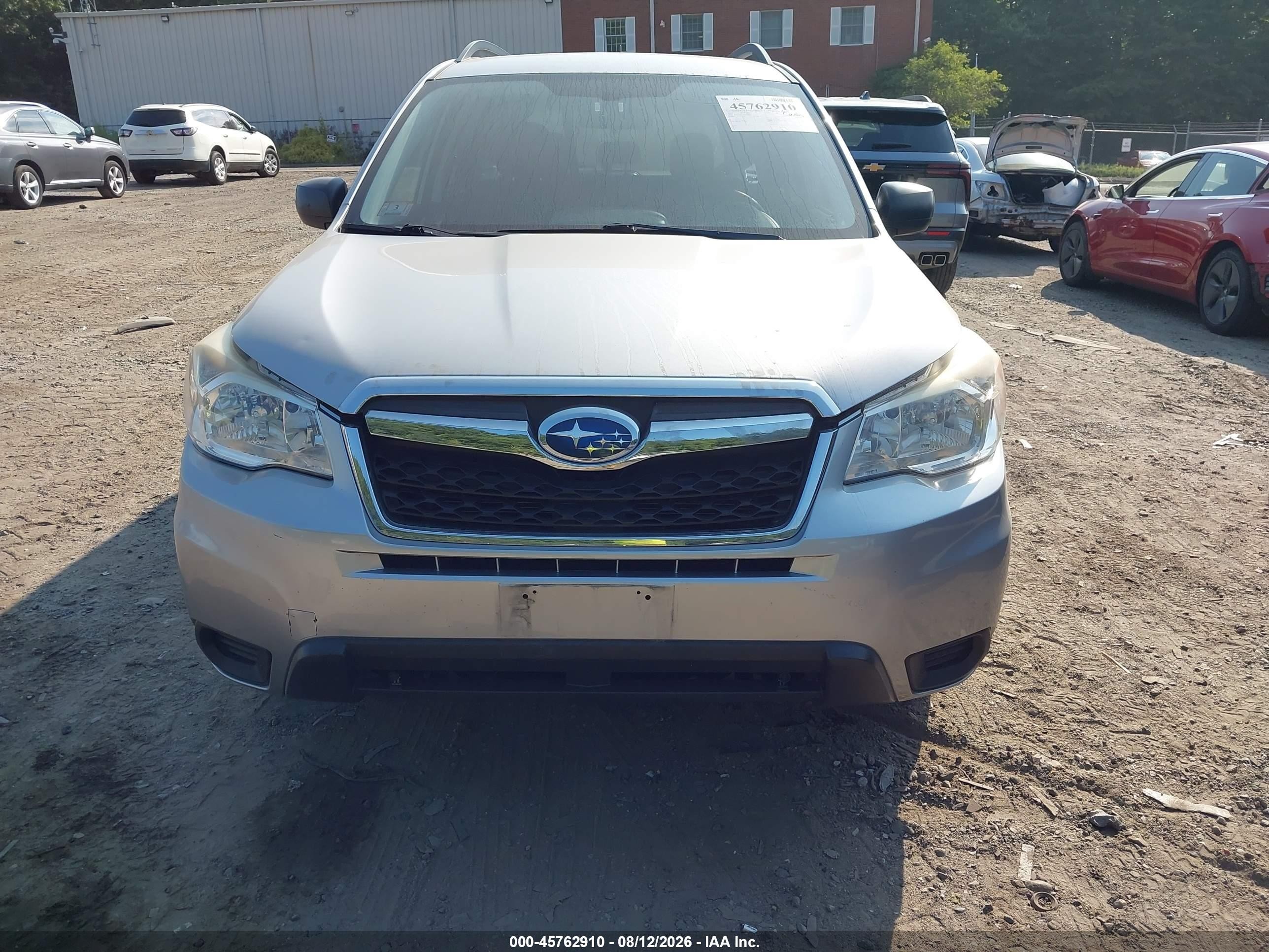 2015 Subaru Forester 2.5i Серебряный vin: JF2SJABCXFH558033