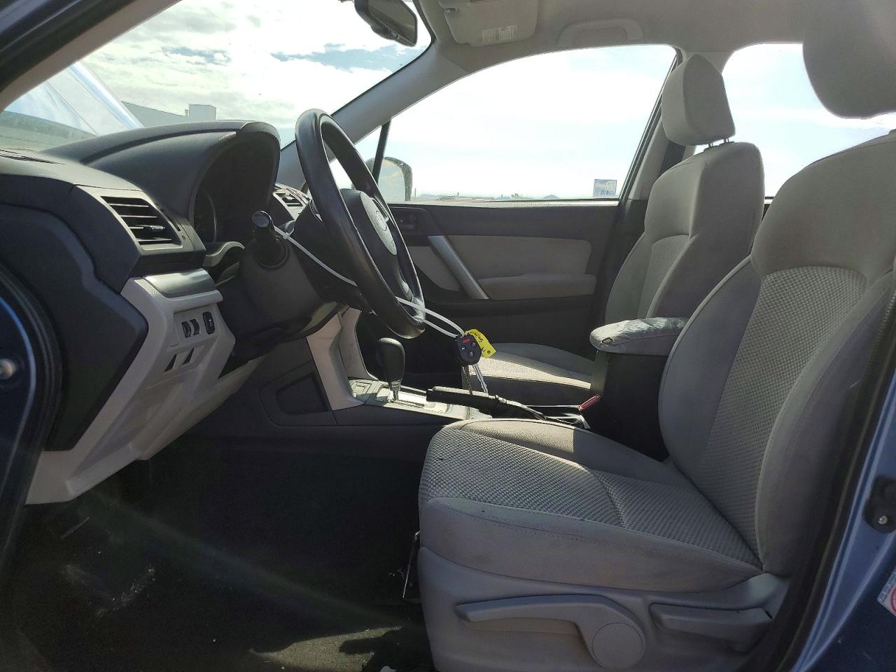 2015 Subaru Forester 2.5i Синий vin: JF2SJABCXFH573776