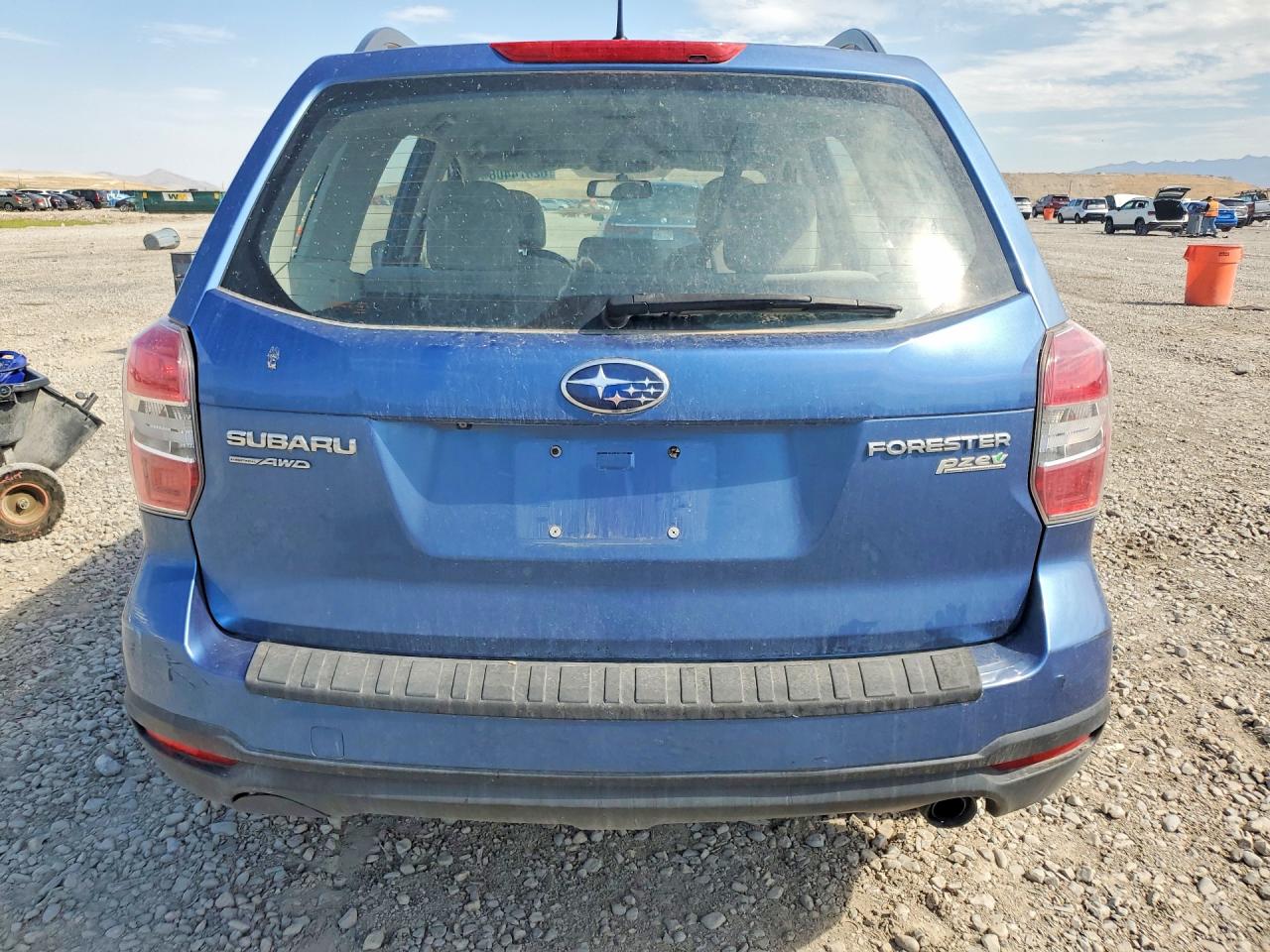 2015 Subaru Forester 2.5i Синий vin: JF2SJABCXFH573776