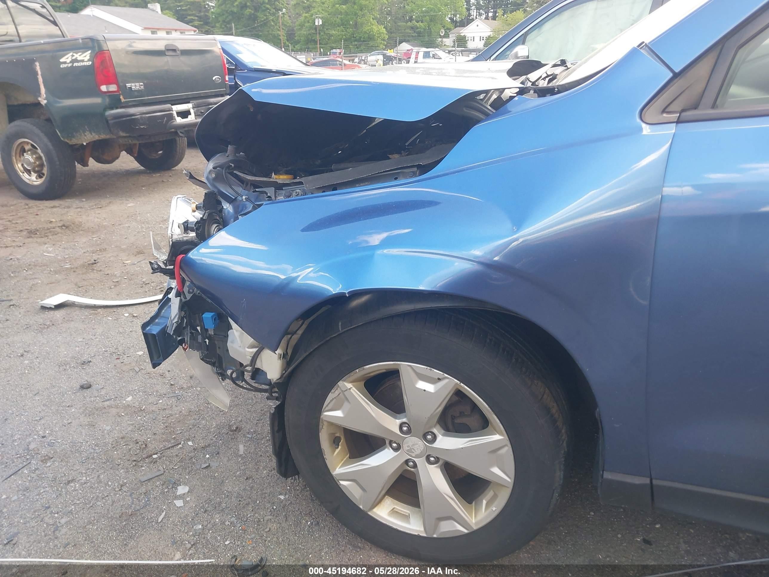 2016 Subaru Forester 2.5i Blue vin: JF2SJABCXGH432109