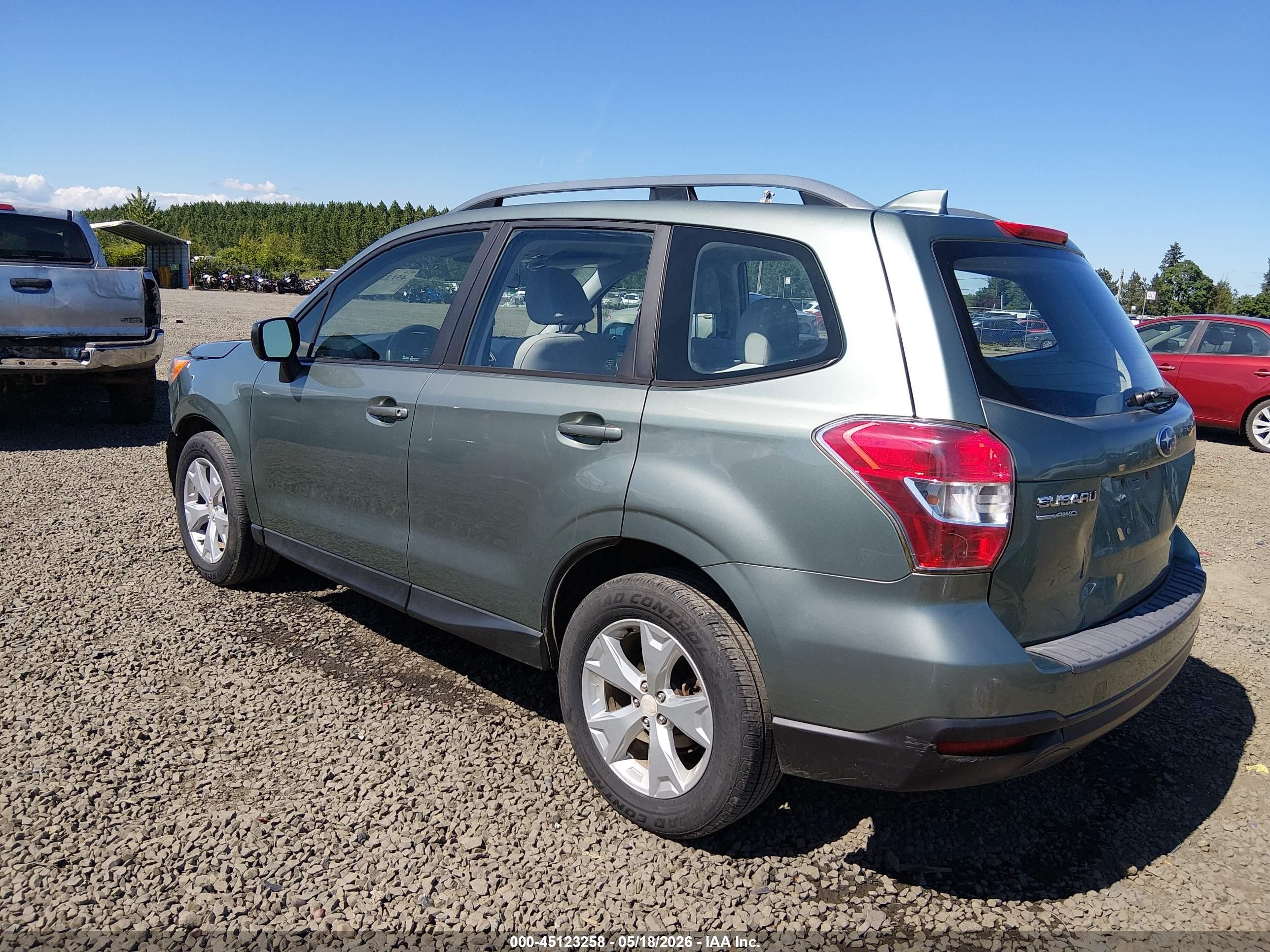 2016 Subaru Forester 2.5i Green vin: JF2SJABCXGH539032