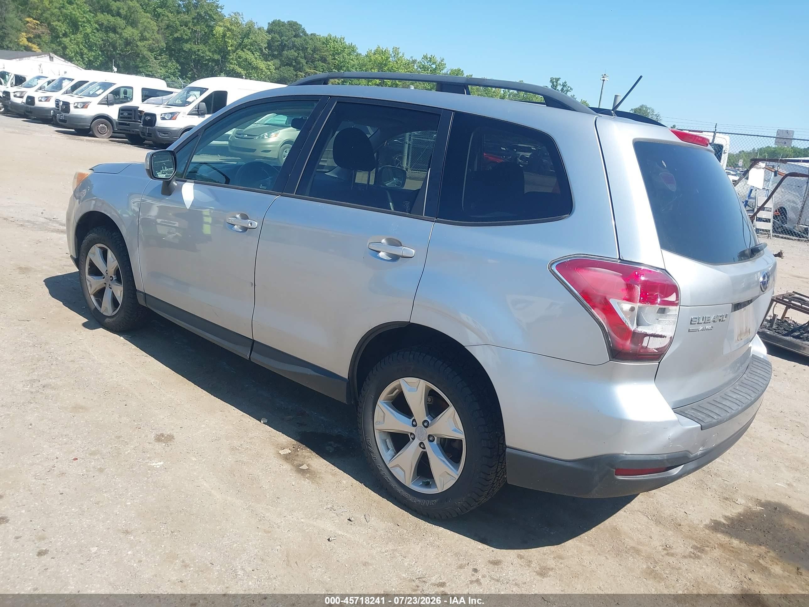 2014 Subaru Forester 2.5i Premium Silver vin: JF2SJACC0EG427275
