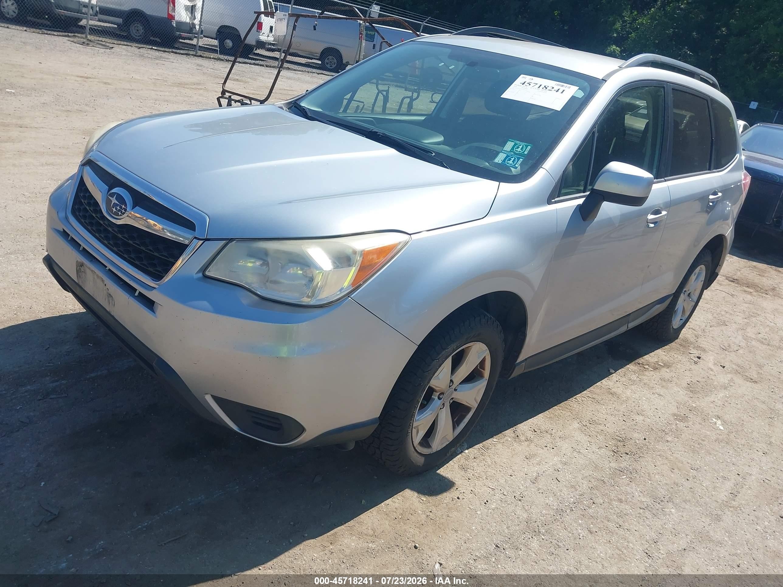 2014 Subaru Forester 2.5i Premium Silver vin: JF2SJACC0EG427275