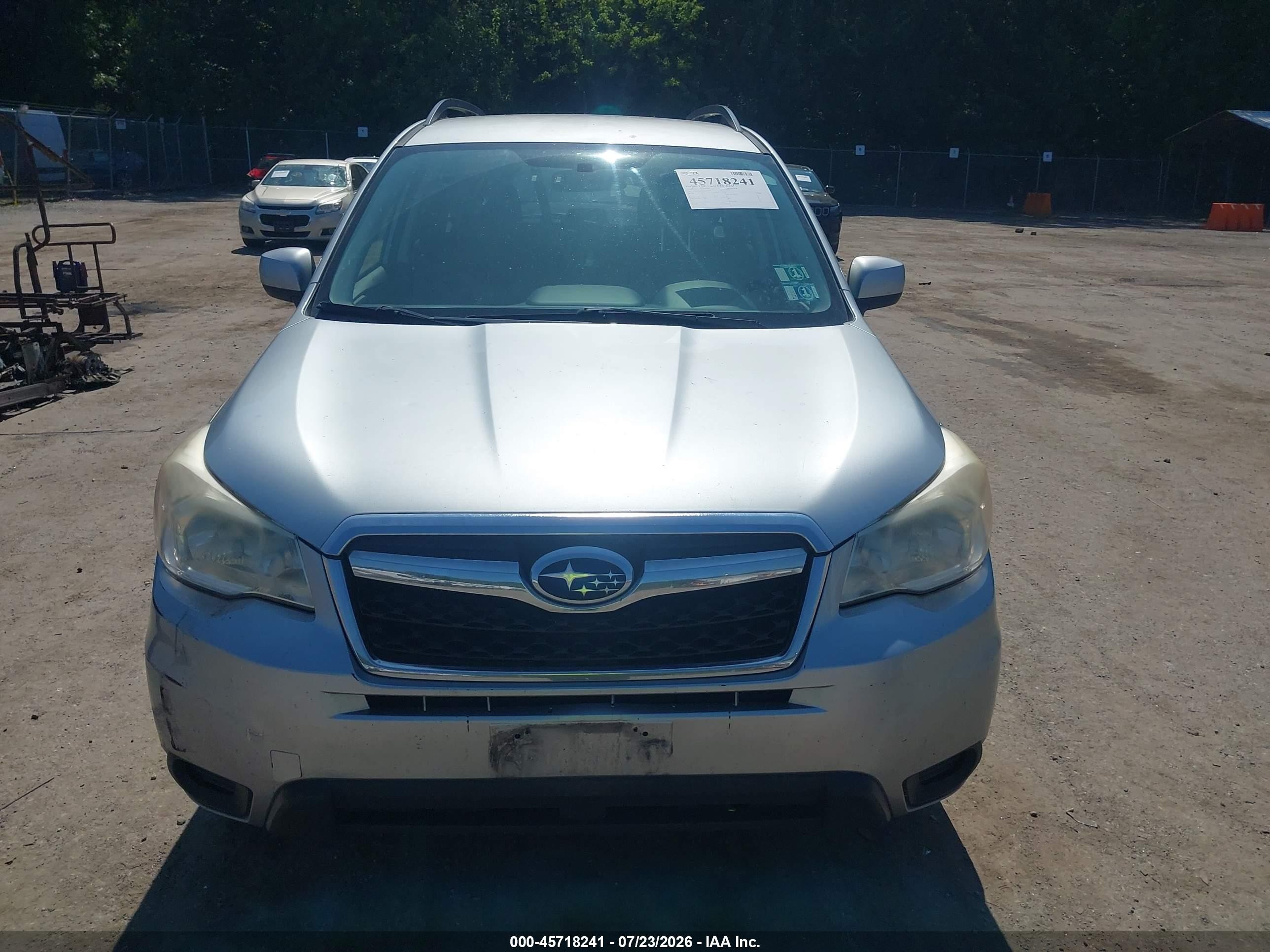 2014 Subaru Forester 2.5i Premium Silver vin: JF2SJACC0EG427275