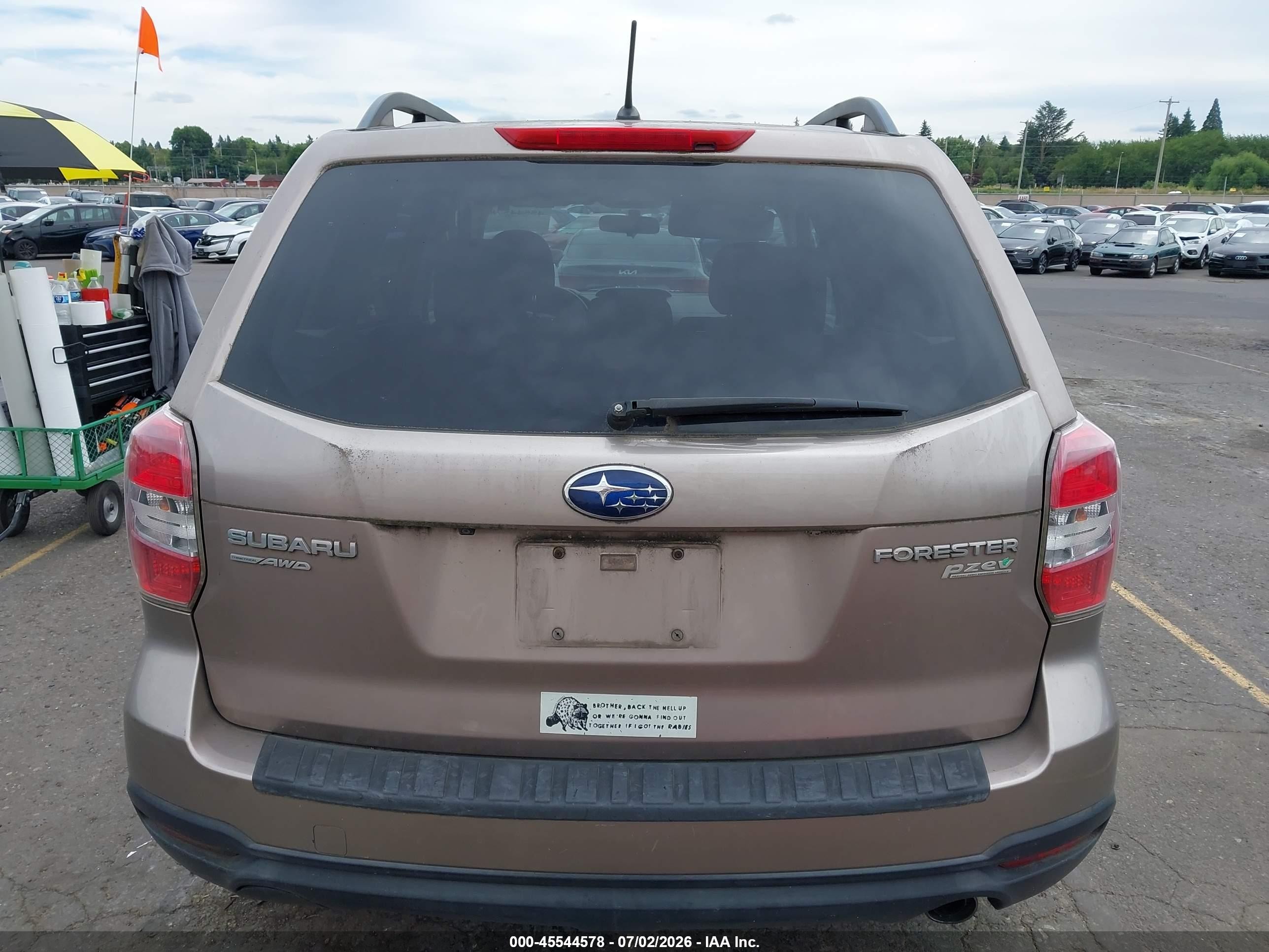 2014 Subaru Forester 2.5i Premium Champagne vin: JF2SJACC2EG403415