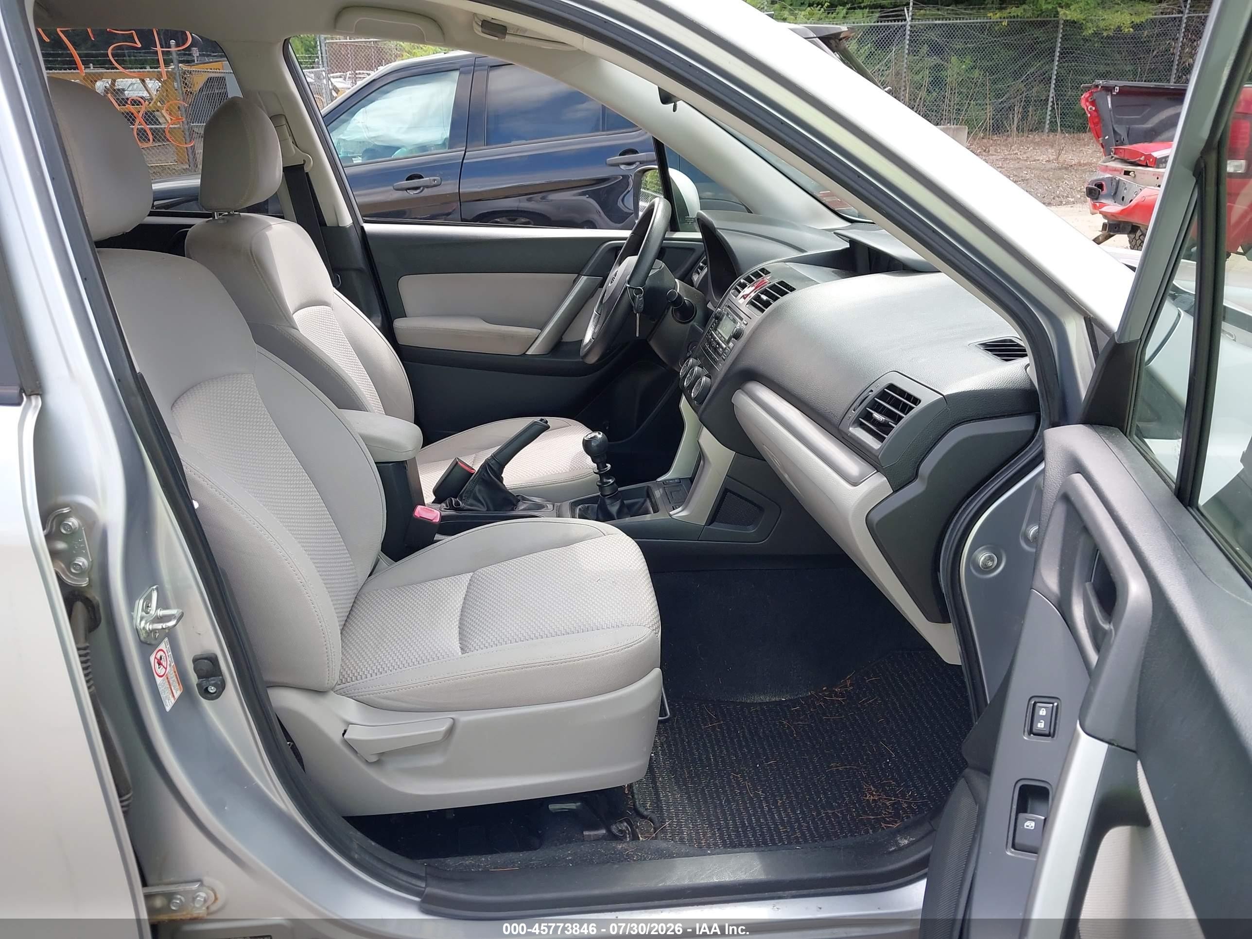 2014 Subaru Forester 2.5i Premium Silver vin: JF2SJACC3EG441672