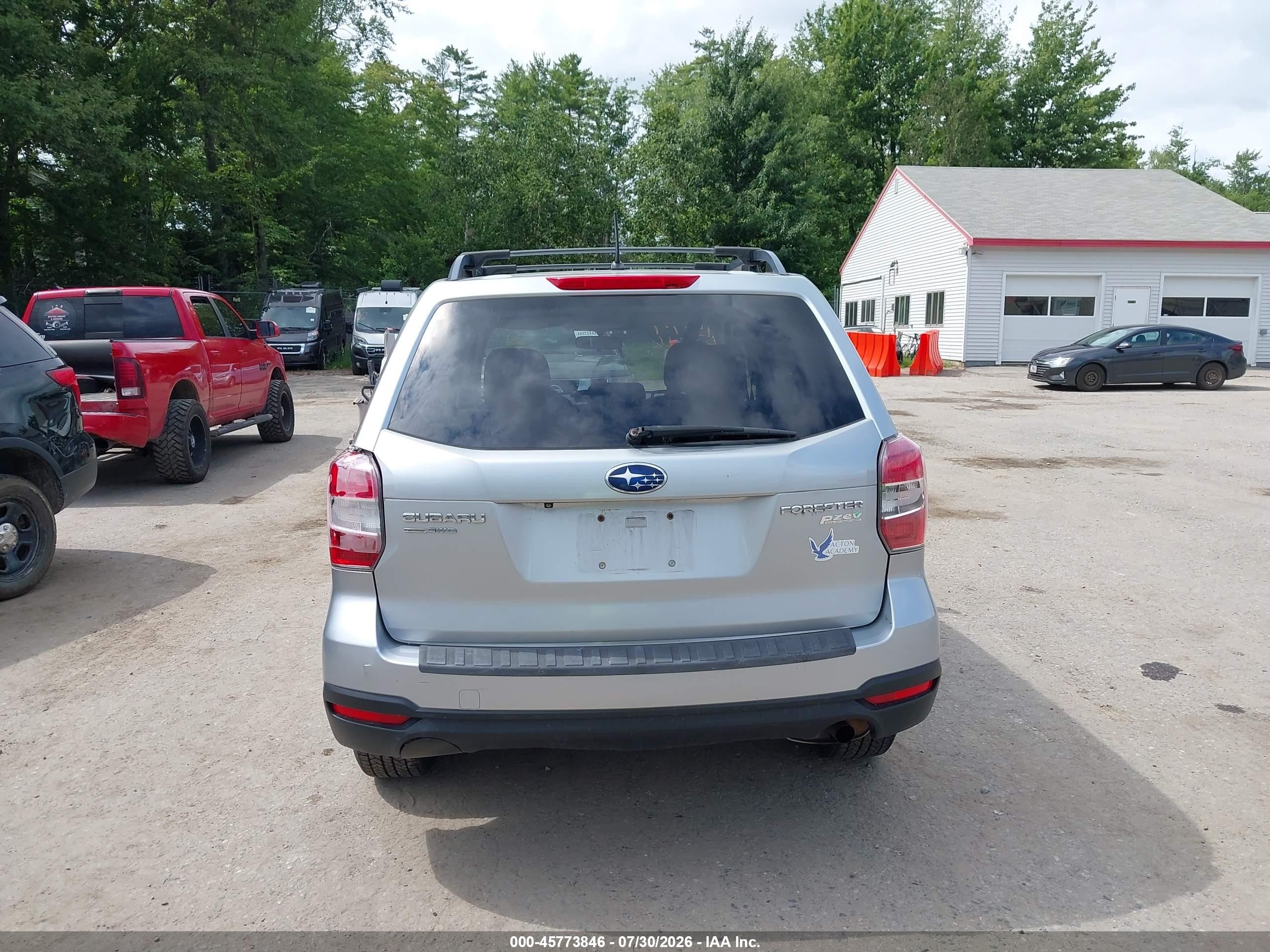 2014 Subaru Forester 2.5i Premium Silver vin: JF2SJACC3EG441672