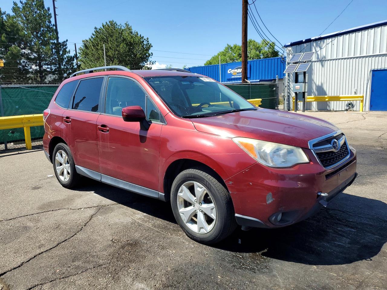 2014 Subaru Forester 2.5i Premium Burgundy vin: JF2SJACC3EG462408