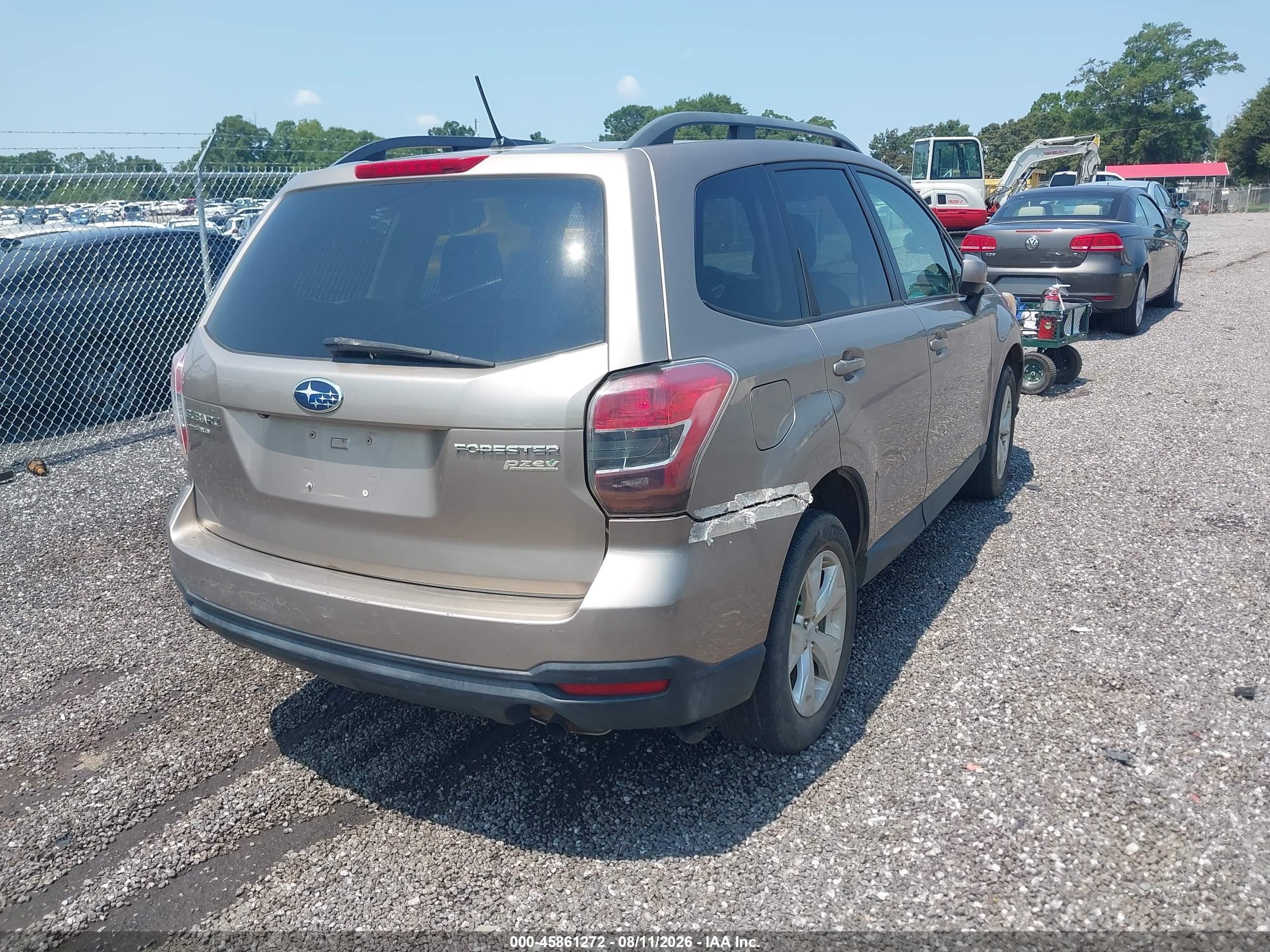 2014 Subaru Forester 2.5i Premium Champagne vin: JF2SJACCXEG458050
