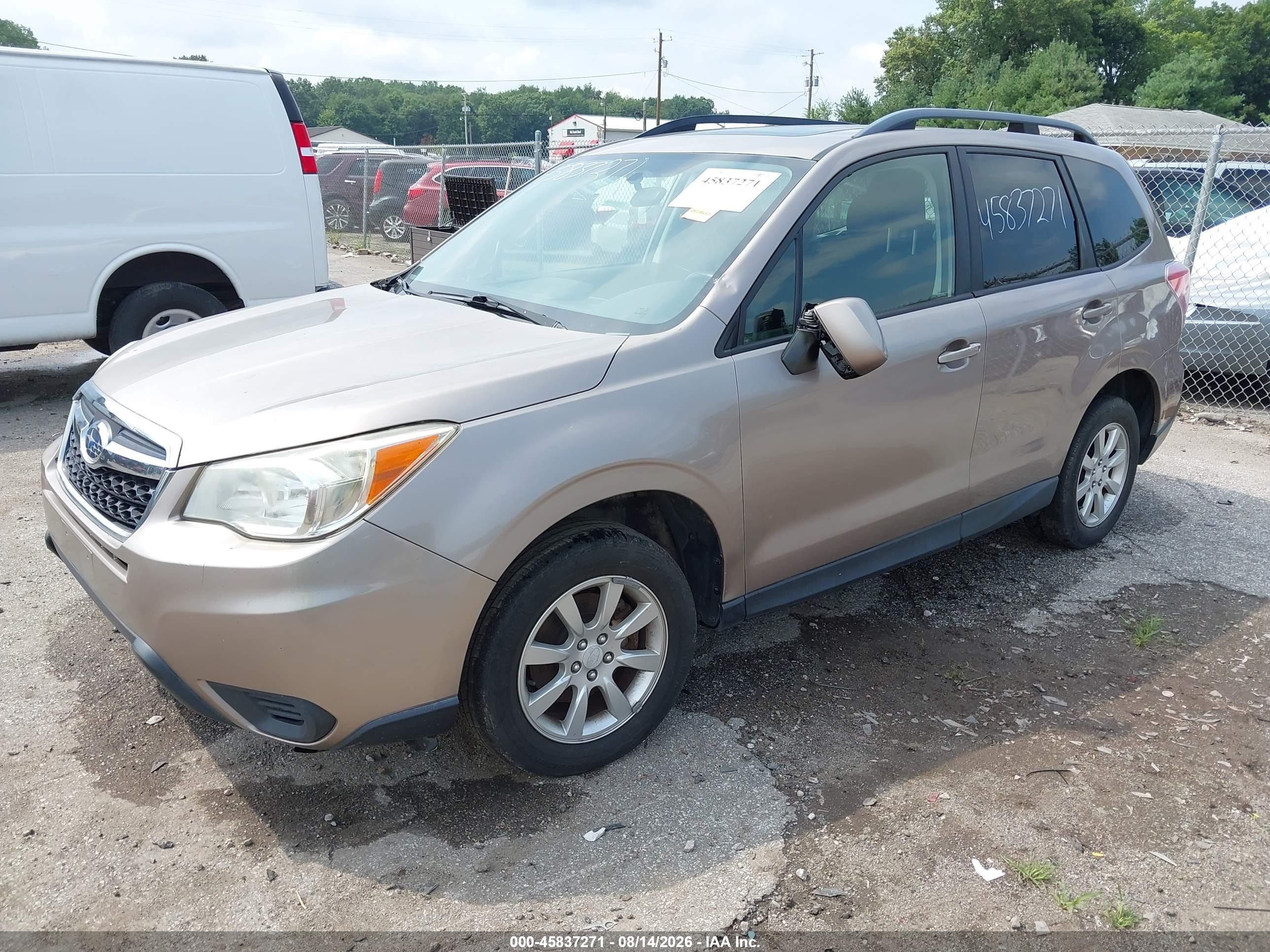 2014 Subaru Forester 2.5i Premium Tan vin: JF2SJADC0EH518202
