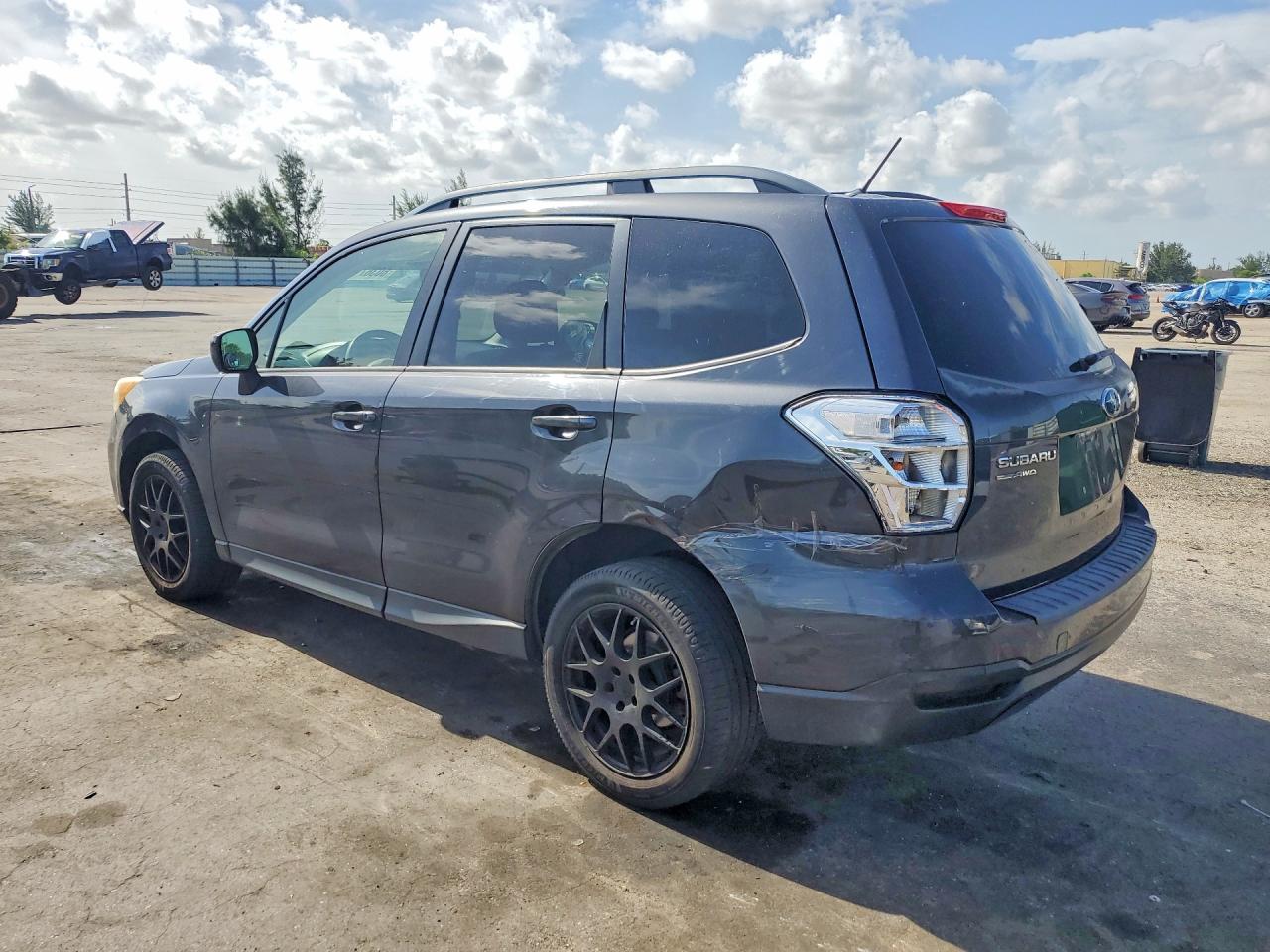 2015 Subaru Forester Premium W/c Black vin: JF2SJADC0FH421115