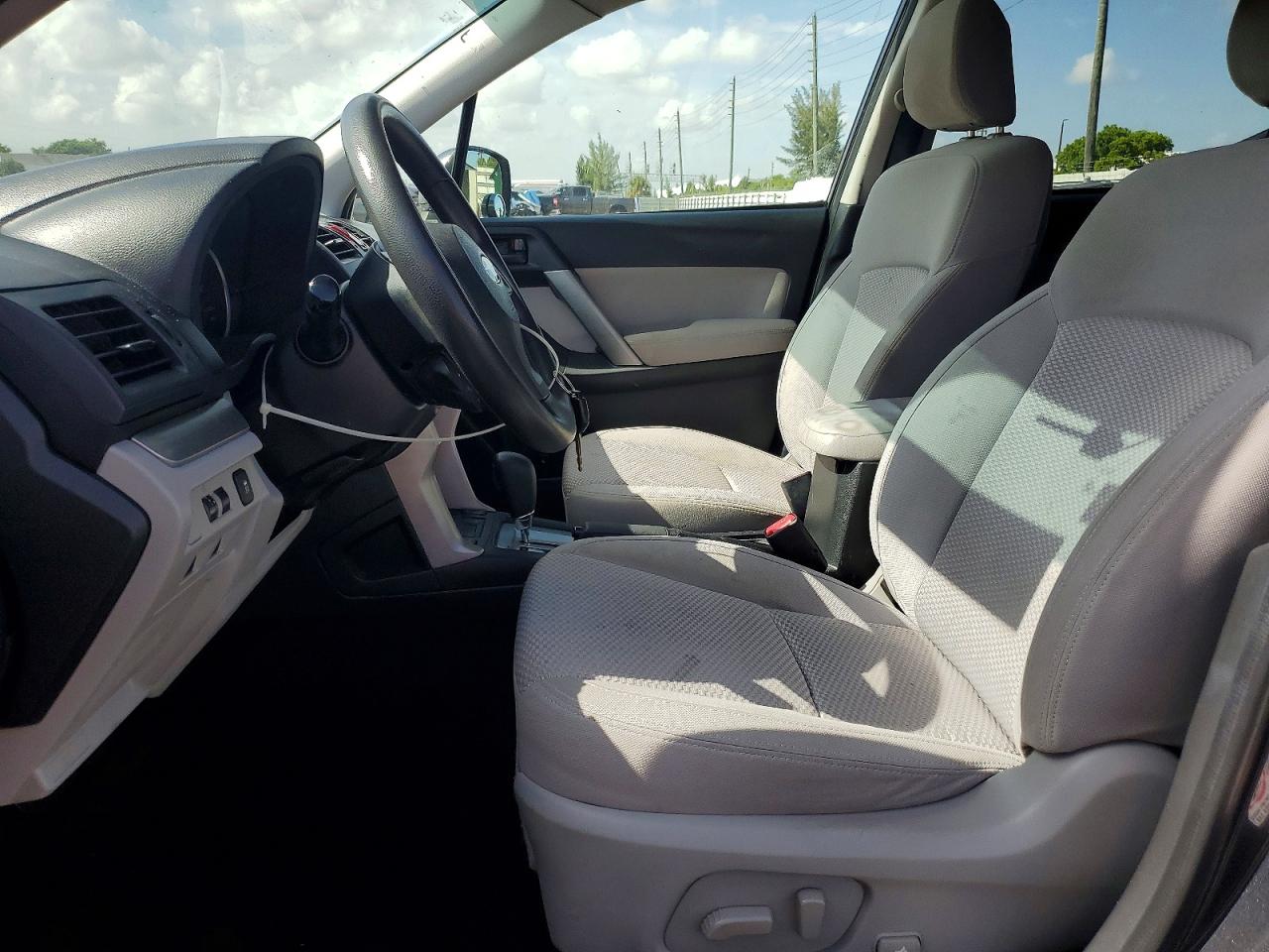2015 Subaru Forester Premium W/c Black vin: JF2SJADC0FH421115