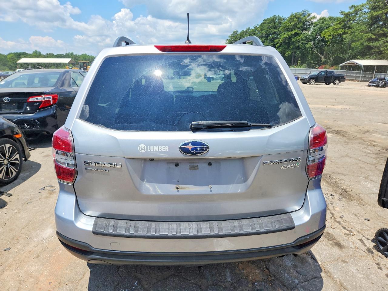 2015 Subaru Forester 2.5i Premium Silver vin: JF2SJADC0FH442756