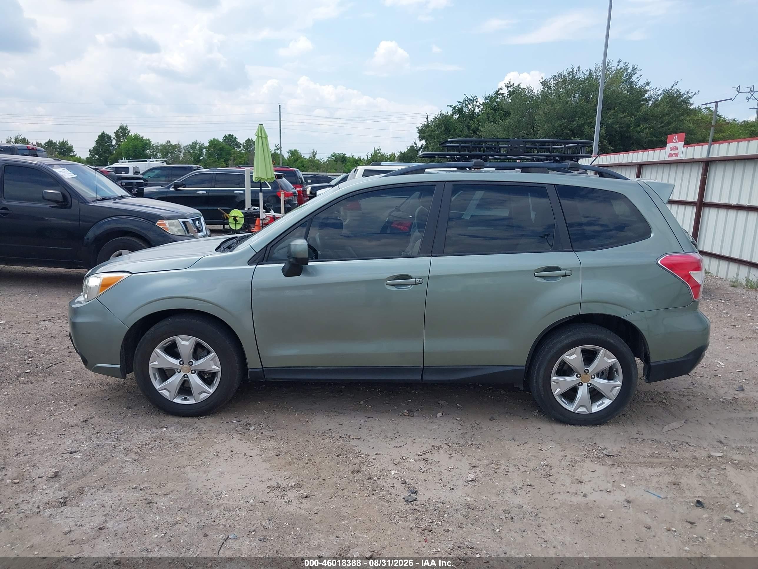 2015 Subaru Forester 2.5i Premium Green vin: JF2SJADC0FH451912