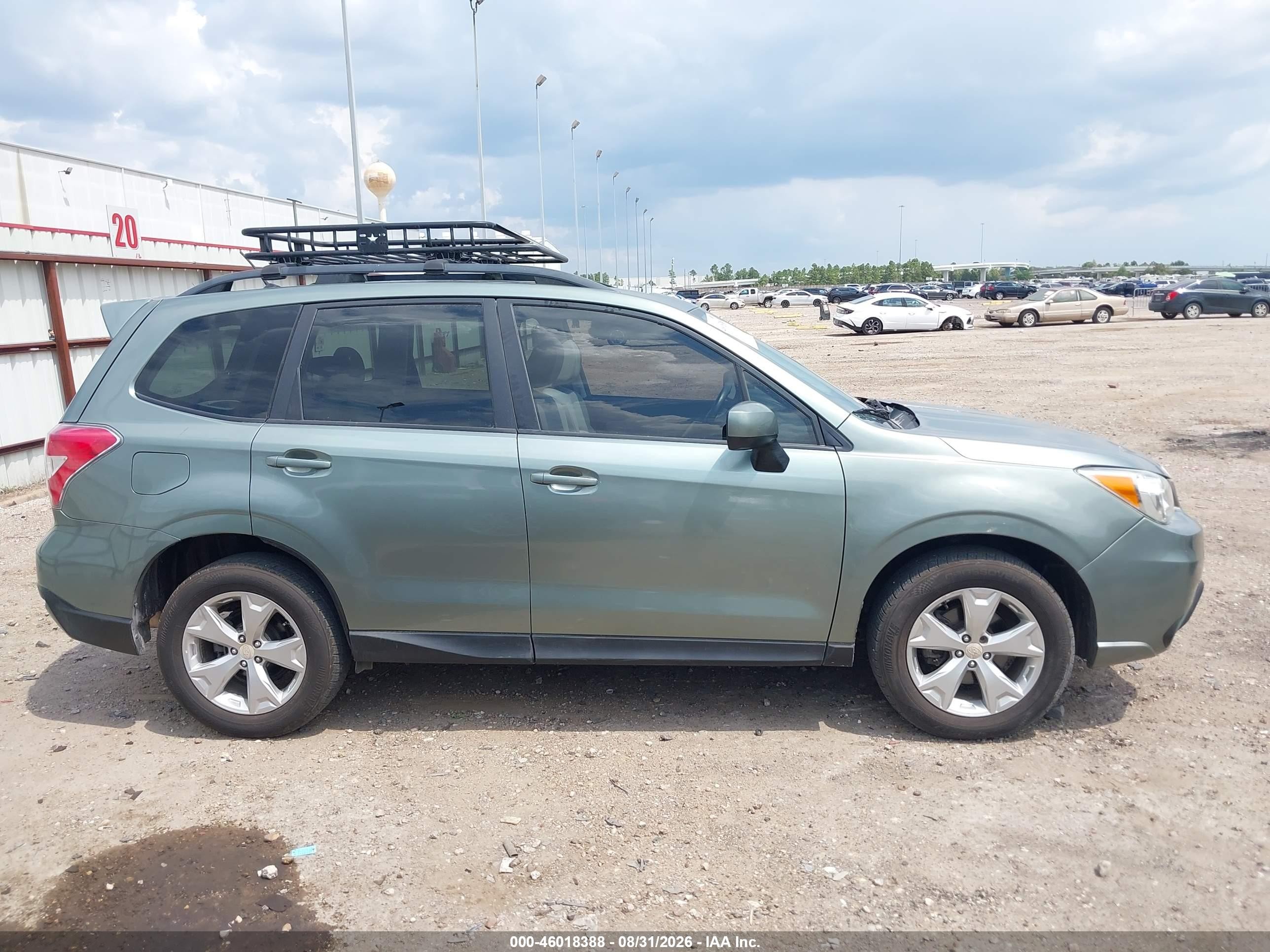 2015 Subaru Forester 2.5i Premium Green vin: JF2SJADC0FH451912