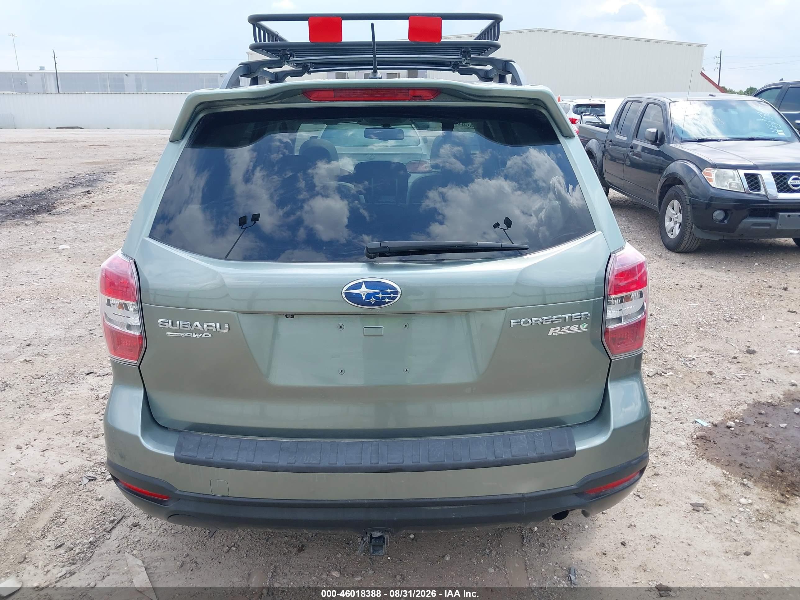 2015 Subaru Forester 2.5i Premium Green vin: JF2SJADC0FH451912