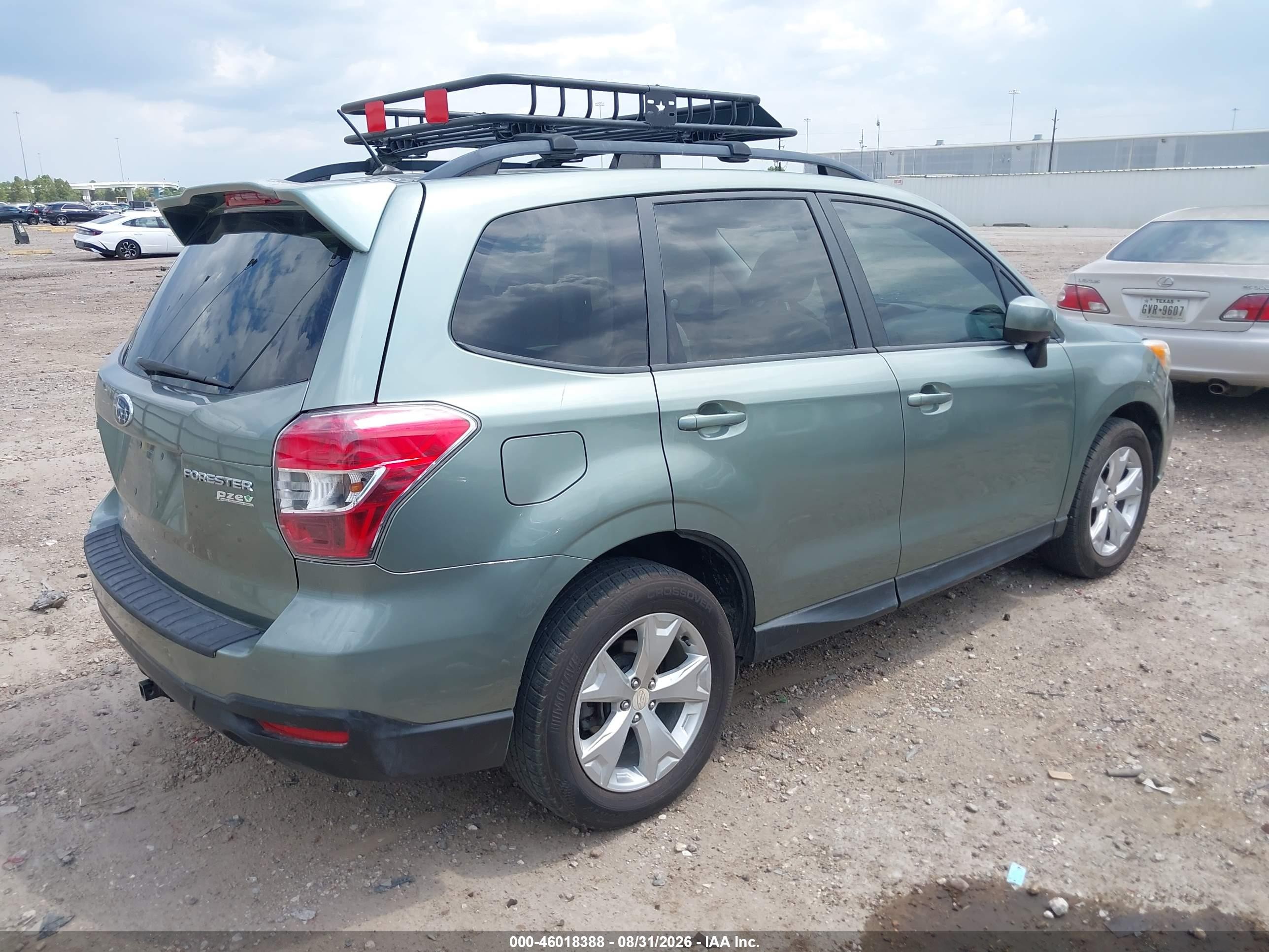 2015 Subaru Forester 2.5i Premium Green vin: JF2SJADC0FH451912
