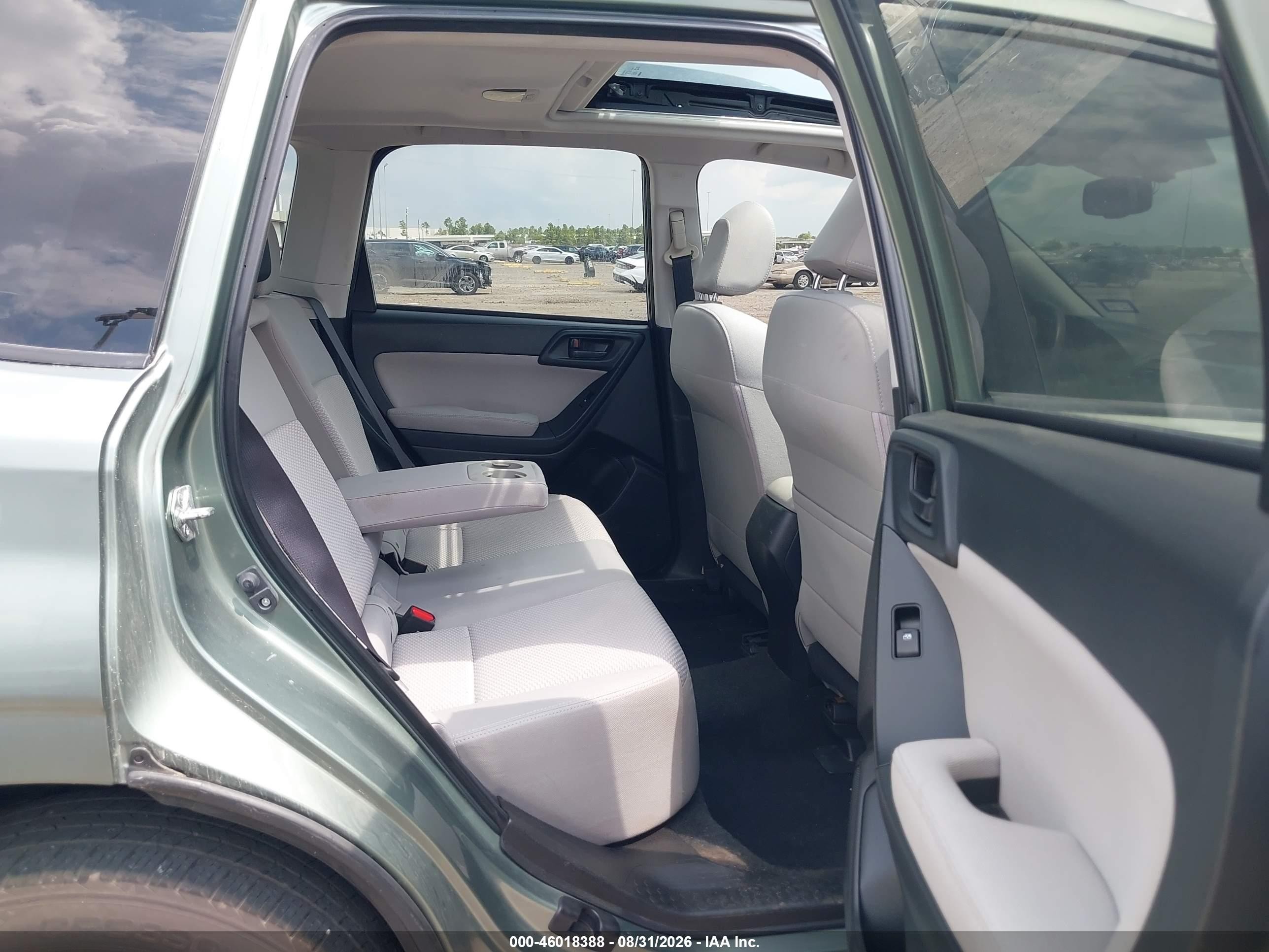 2015 Subaru Forester 2.5i Premium Green vin: JF2SJADC0FH451912