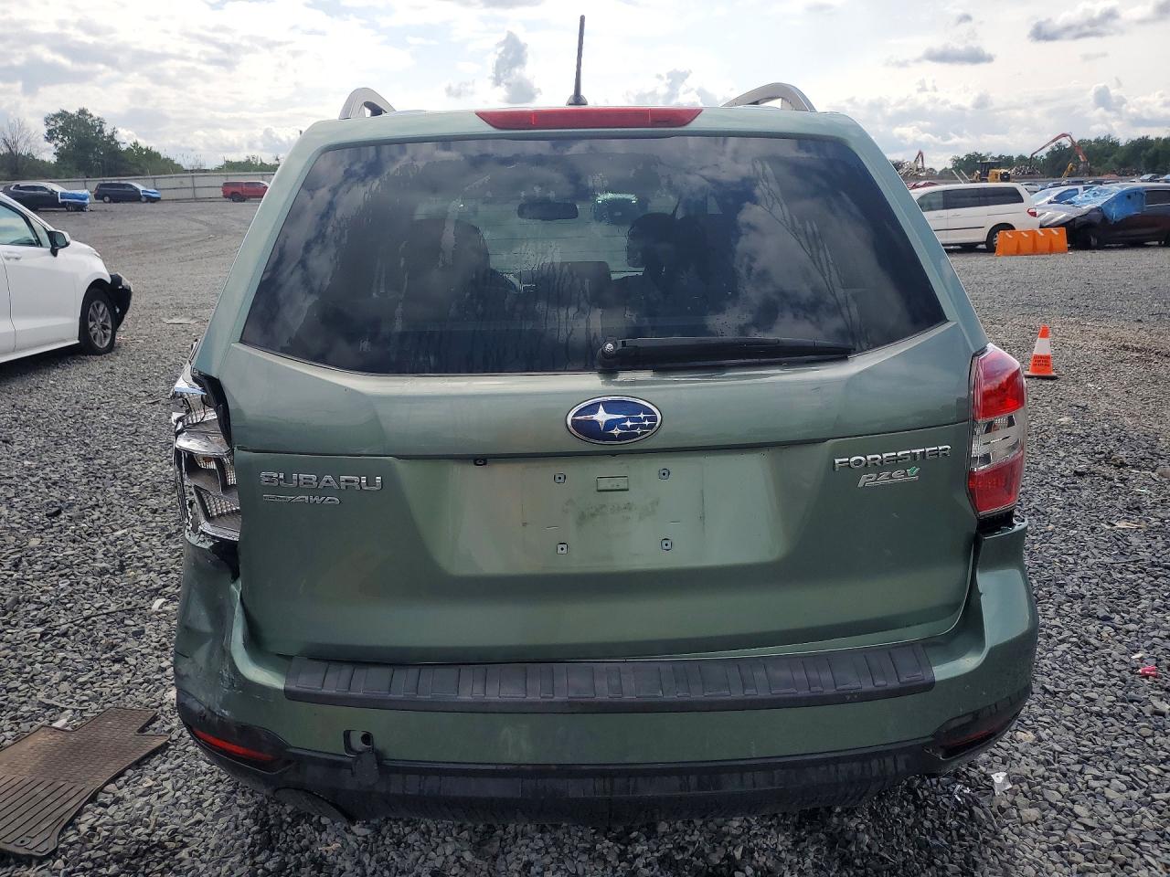 2015 Subaru Forester 2.5i Premium Green vin: JF2SJADC0FH463767