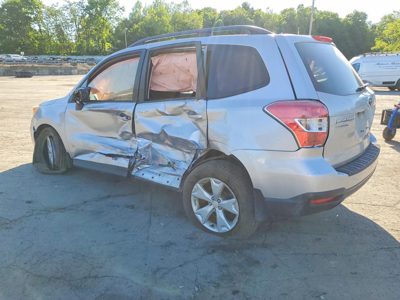 2015 Subaru Forester 2.5i Premium Silver vin: JF2SJADC0FH517908