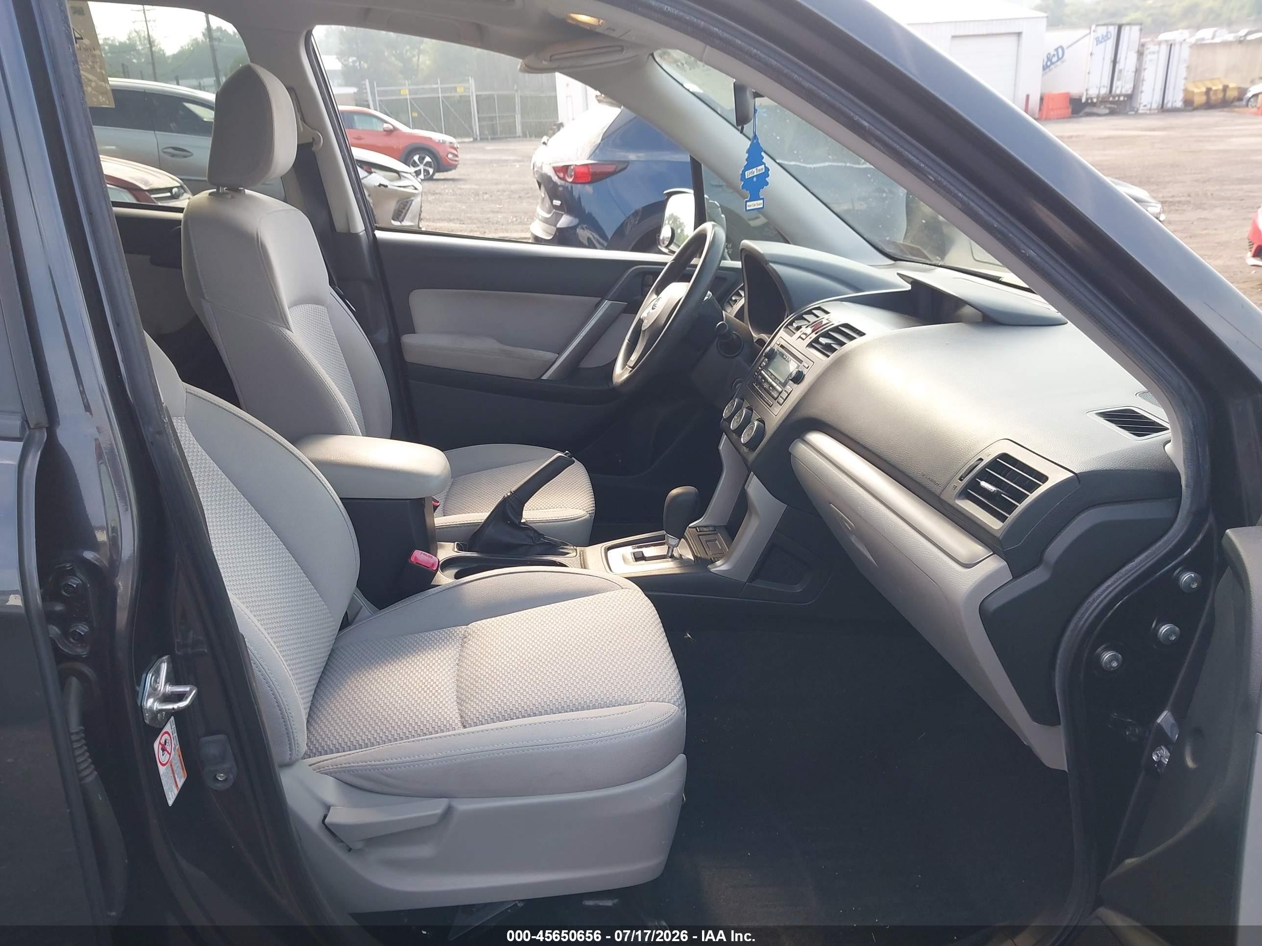 2015 Subaru Forester 2.5i Premium Gray vin: JF2SJADC0FH522994