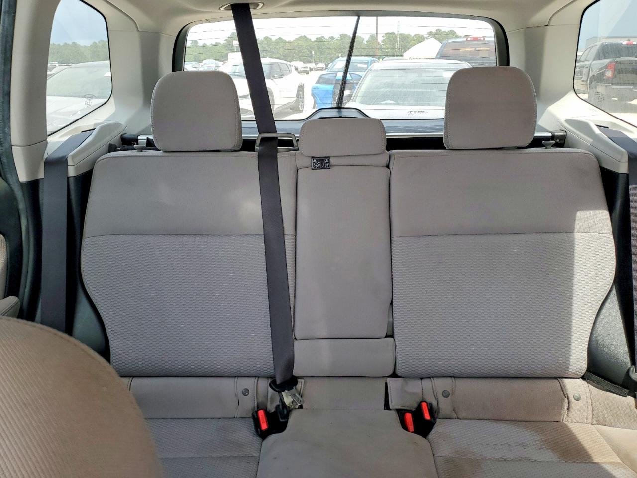 2015 Subaru Forester 2.5i Premium Silver vin: JF2SJADC0FH536782