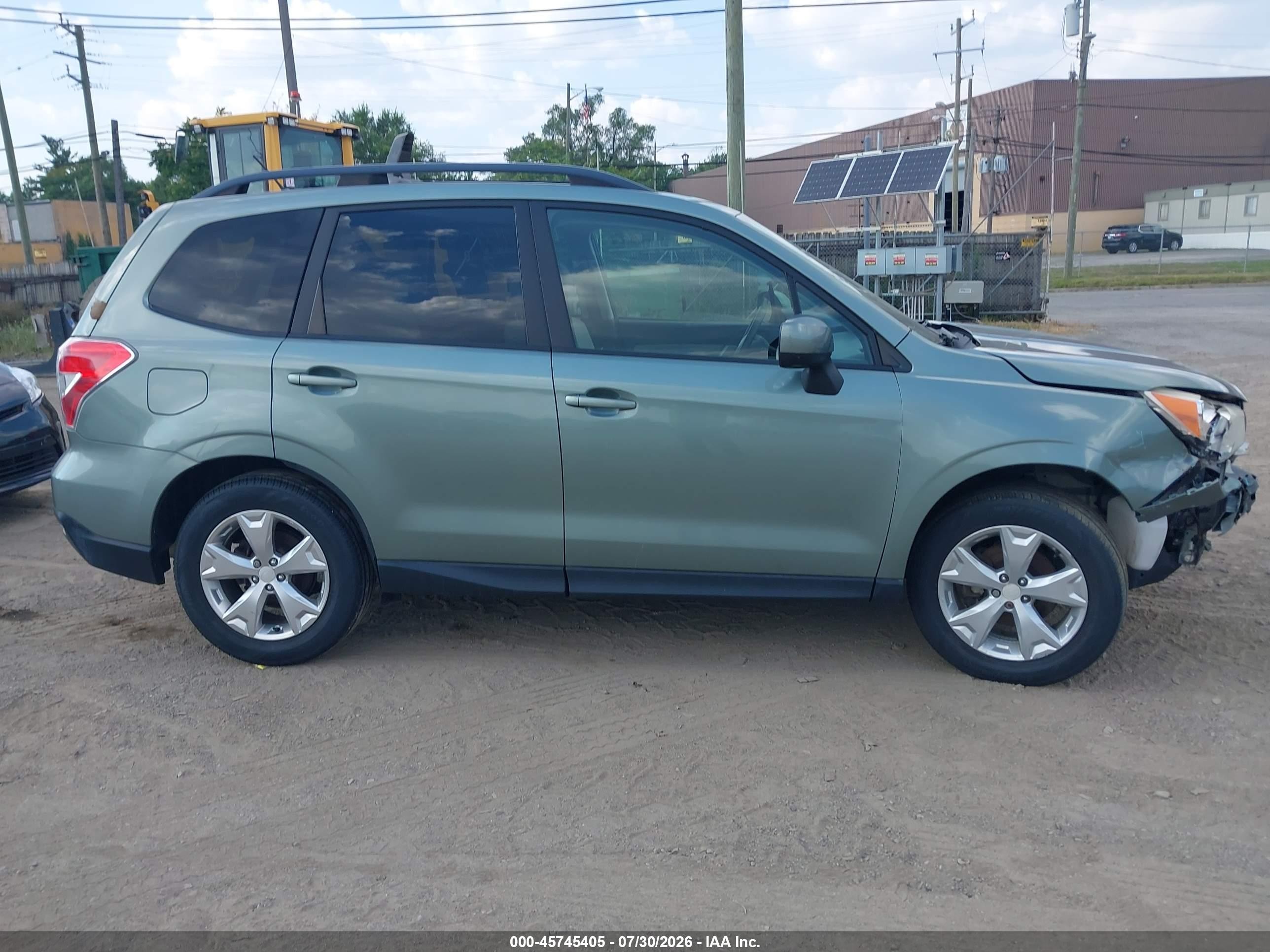 2015 Subaru Forester 2.5i Premium Green vin: JF2SJADC0FH540251