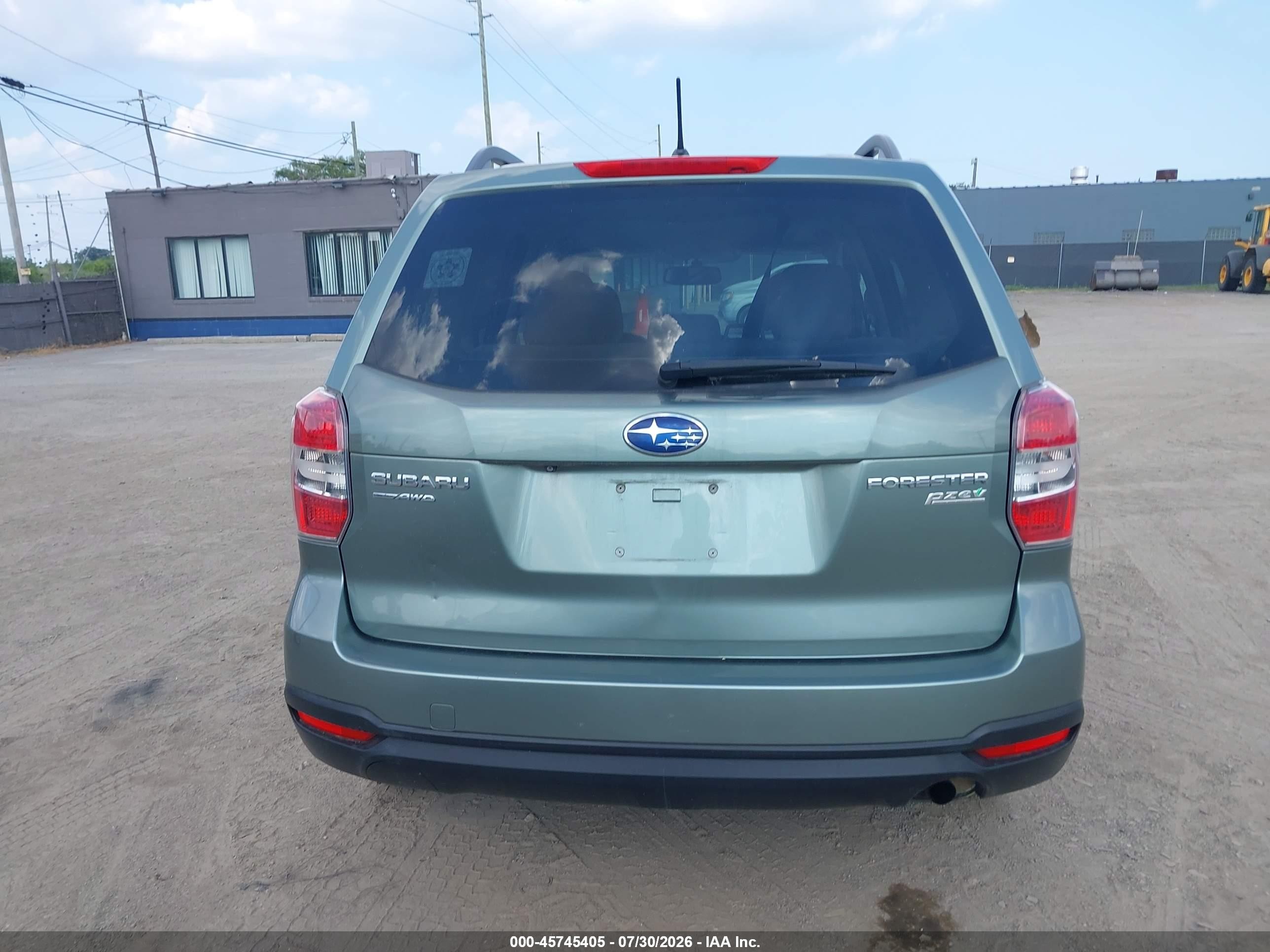 2015 Subaru Forester 2.5i Premium Green vin: JF2SJADC0FH540251