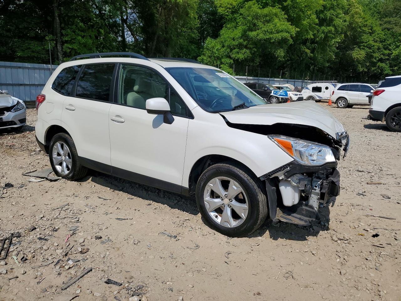 2015 Subaru Forester 2.5i Premium White vin: JF2SJADC0FH561892