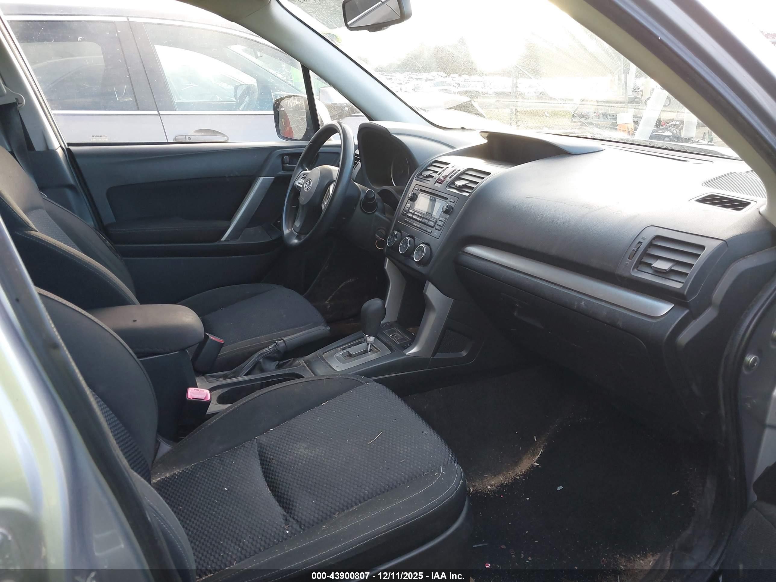 2015 Subaru Forester 2.5i Premium Silver vin: JF2SJADC0FH597226