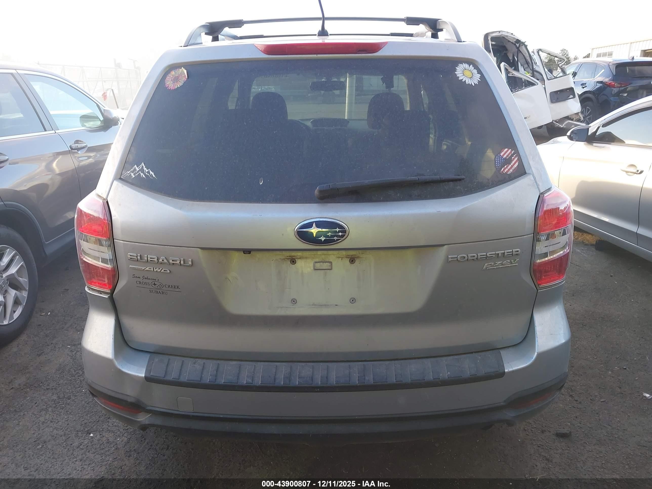 2015 Subaru Forester 2.5i Premium Silver vin: JF2SJADC0FH597226