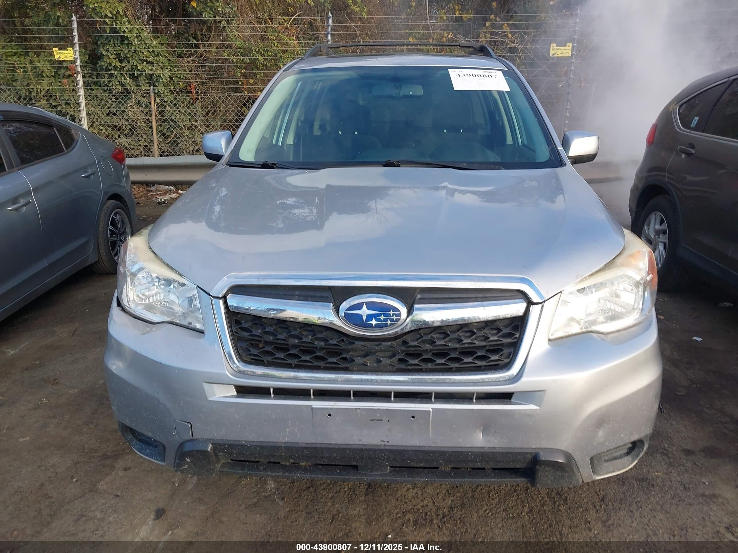 2015 Subaru Forester 2.5i Premium Silver vin: JF2SJADC0FH597226