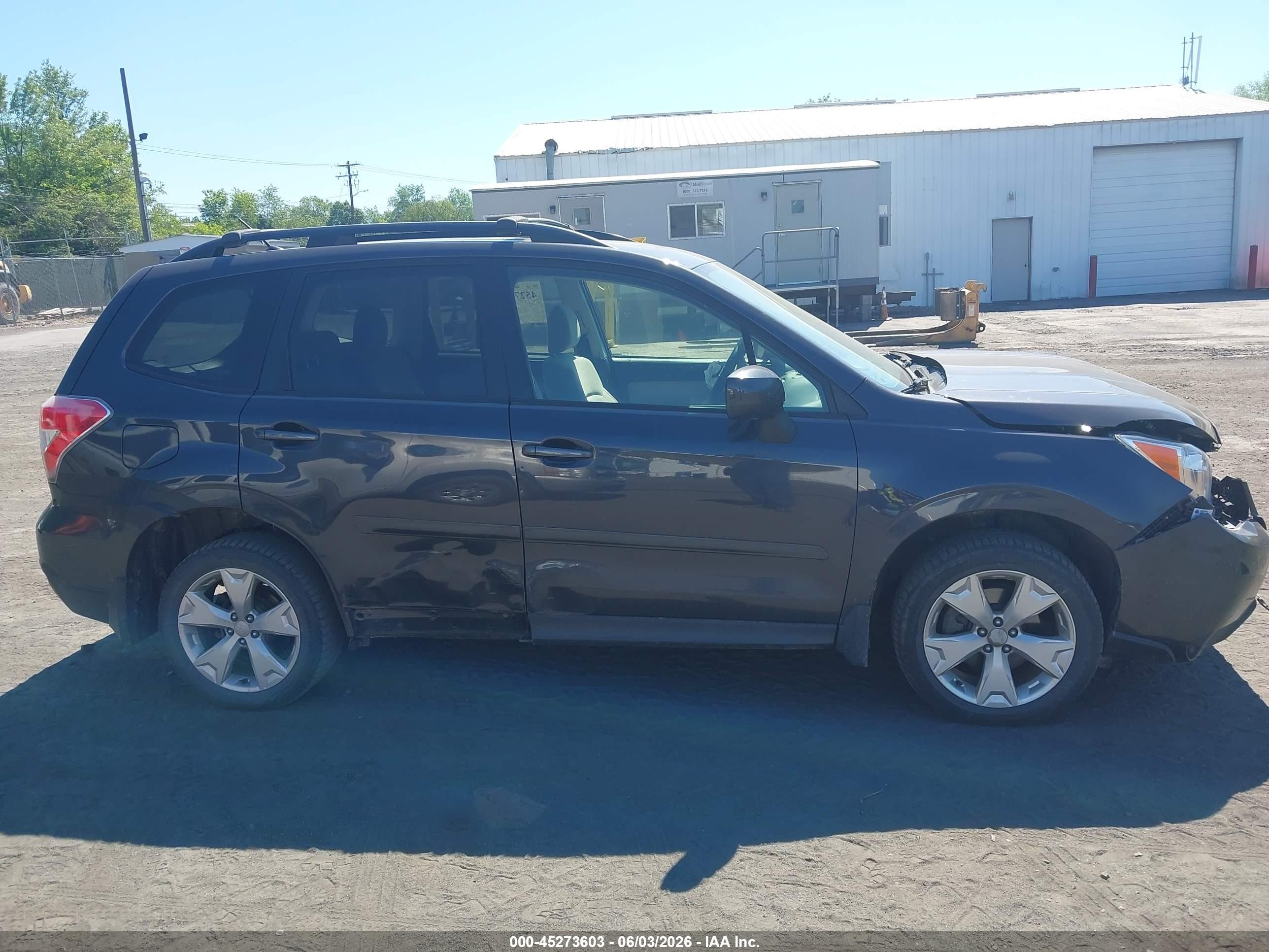 2015 Subaru Forester 2.5i Premium Gray vin: JF2SJADC0FH803774