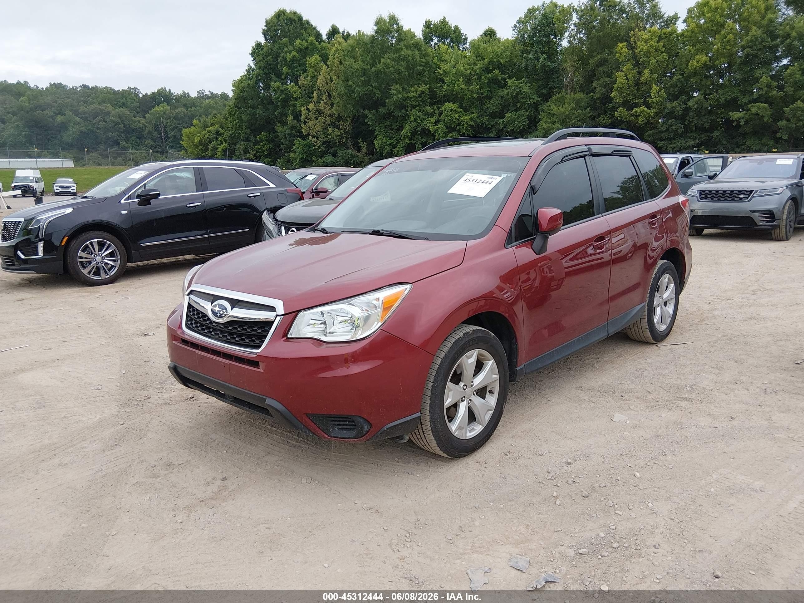 2015 Subaru Forester 2.5i Premium Красный vin: JF2SJADC0FH810806