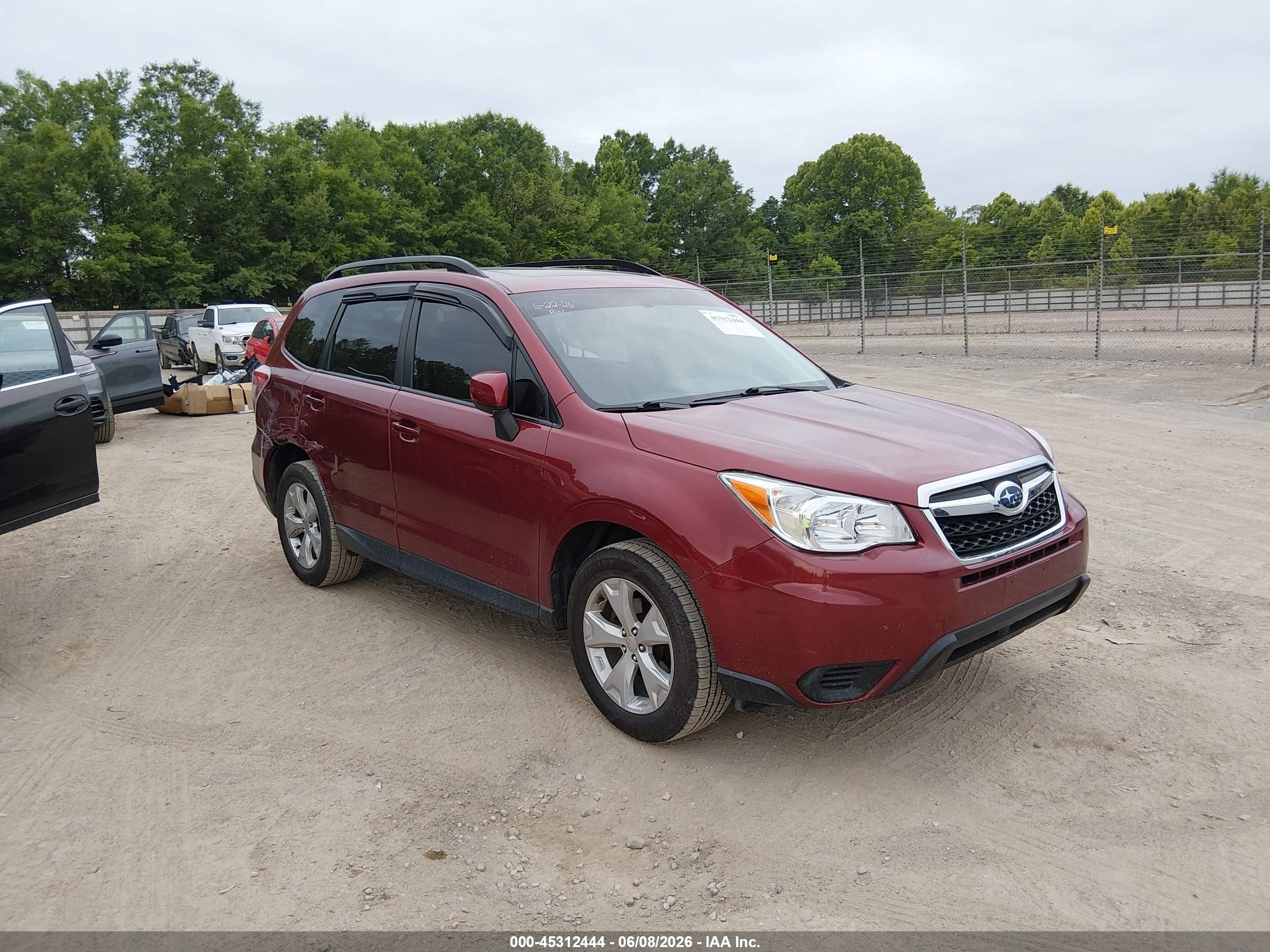 2015 Subaru Forester 2.5i Premium Red vin: JF2SJADC0FH810806