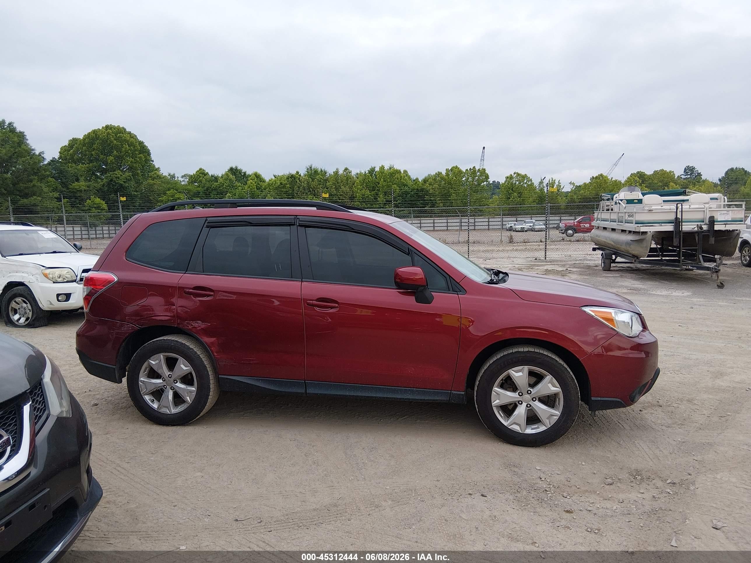 2015 Subaru Forester 2.5i Premium Красный vin: JF2SJADC0FH810806