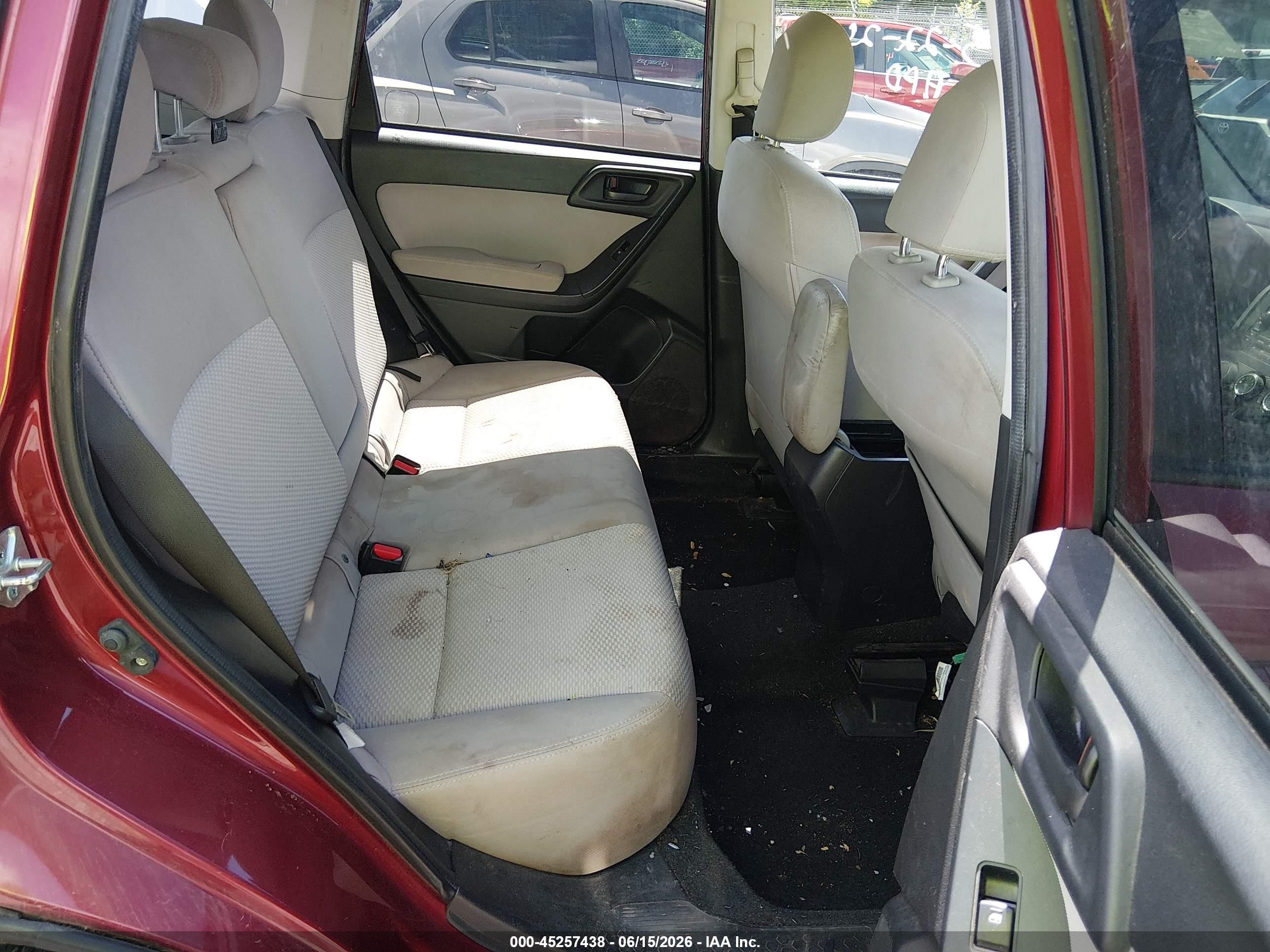 2015 Subaru Forester 2.5i Premium Red vin: JF2SJADC0FH824415