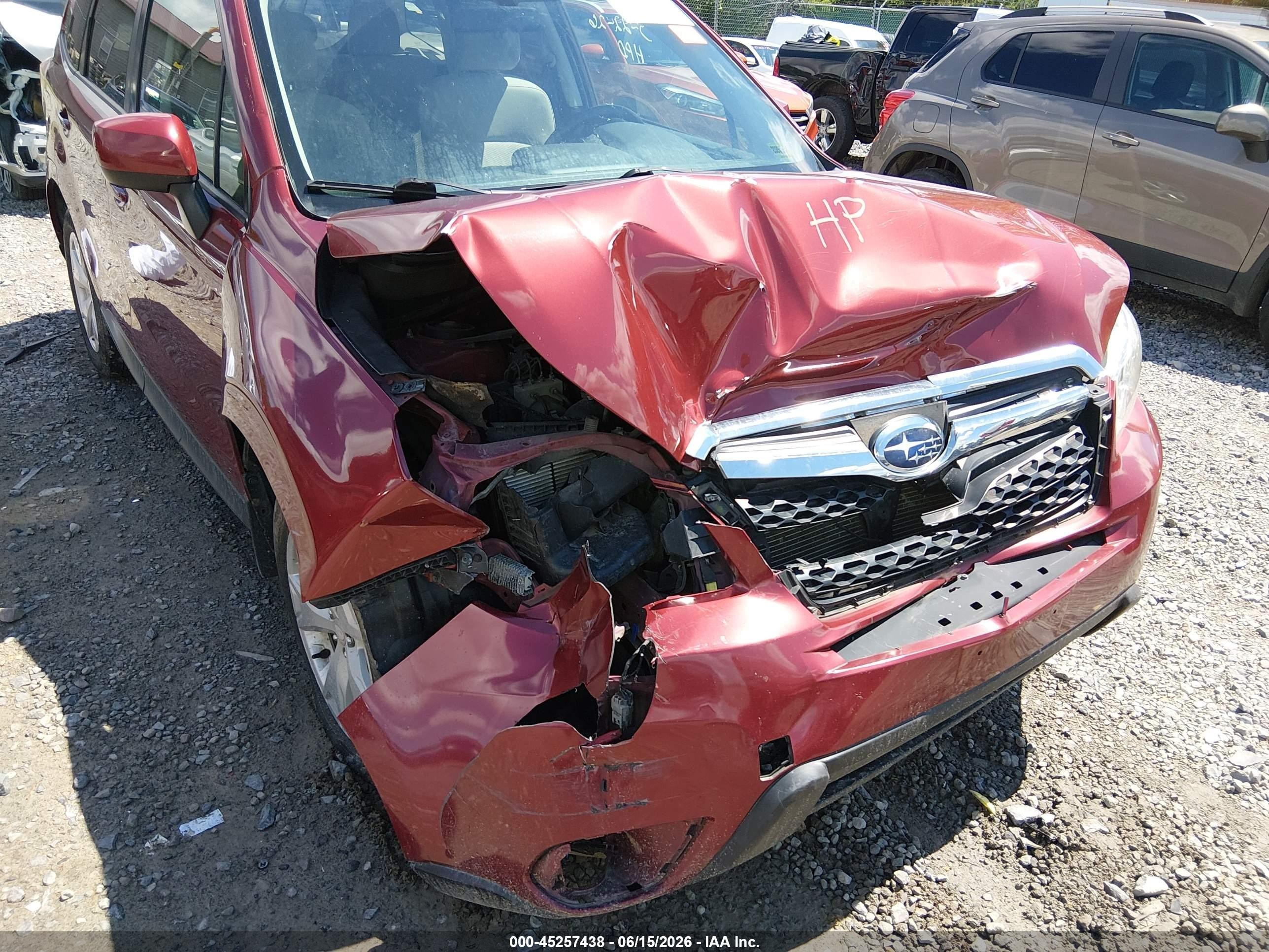 2015 Subaru Forester 2.5i Premium Red vin: JF2SJADC0FH824415