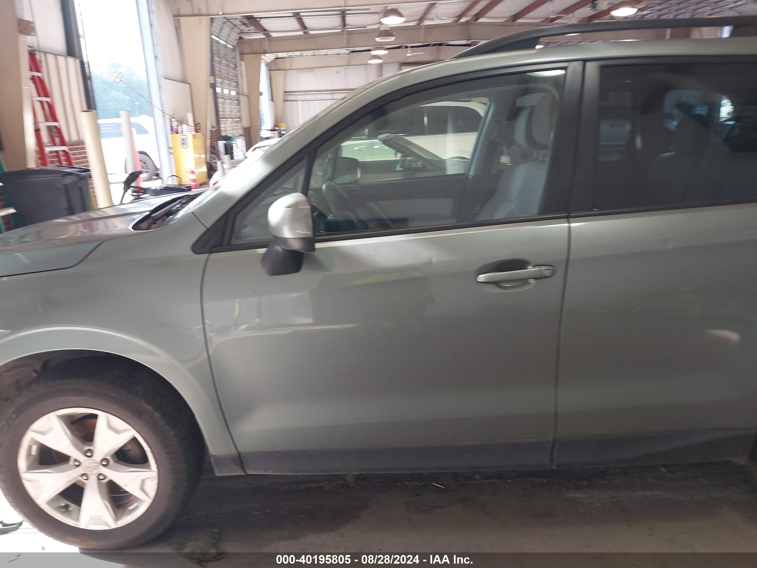 2016 Subaru Forester 2.5i Premium Green vin: JF2SJADC0GH527680