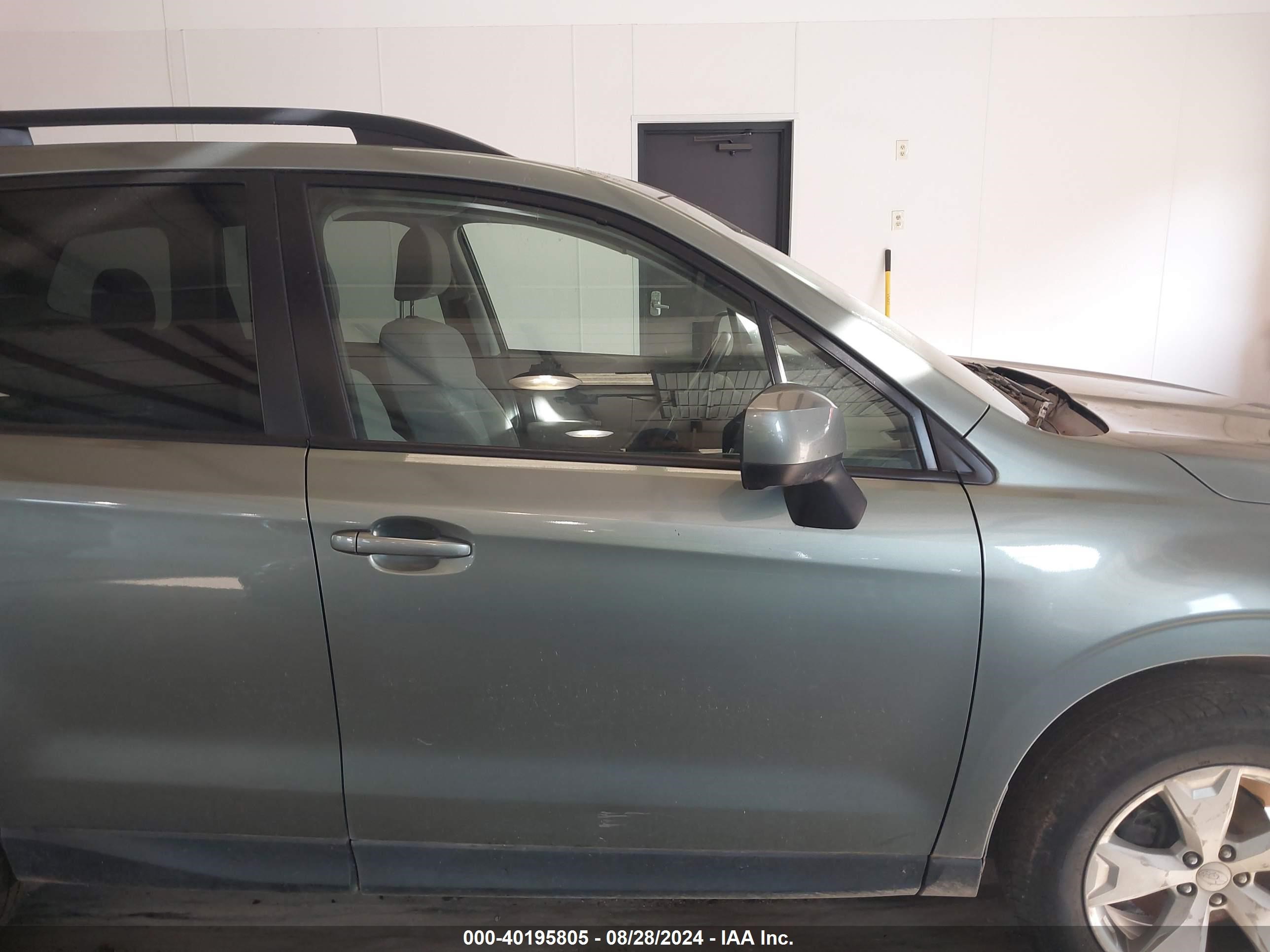 2016 Subaru Forester 2.5i Premium Green vin: JF2SJADC0GH527680